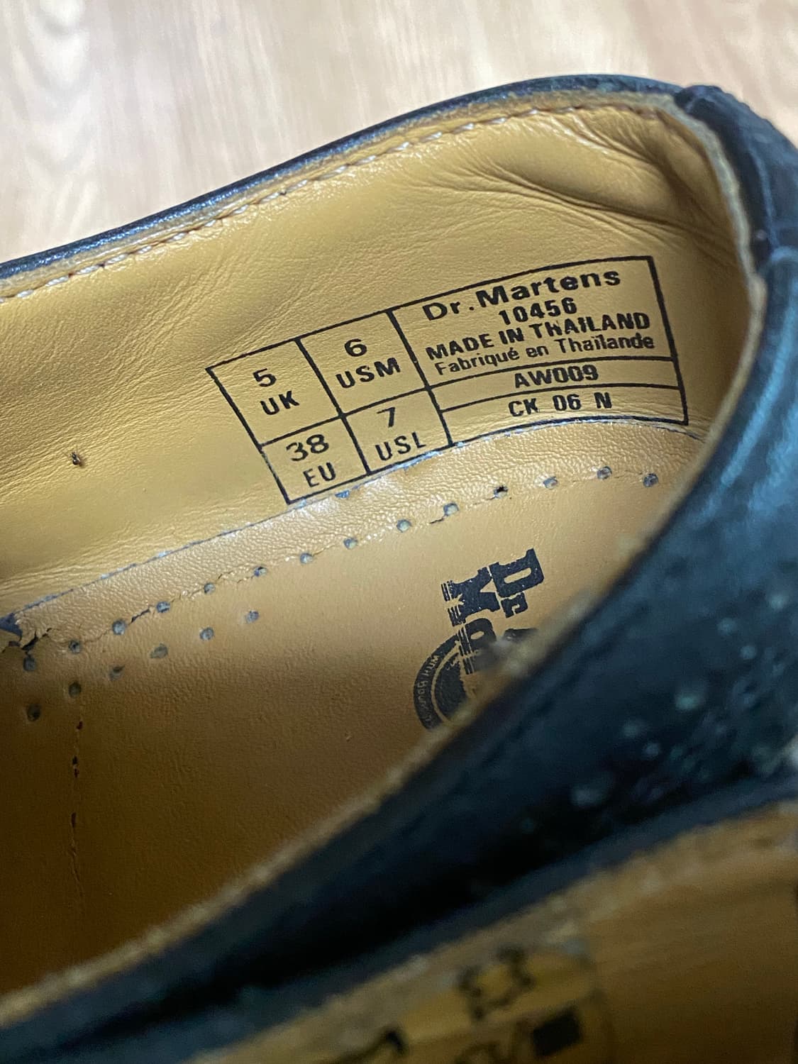 닥터마틴 10456 윙팁 블랙 상품이미지4