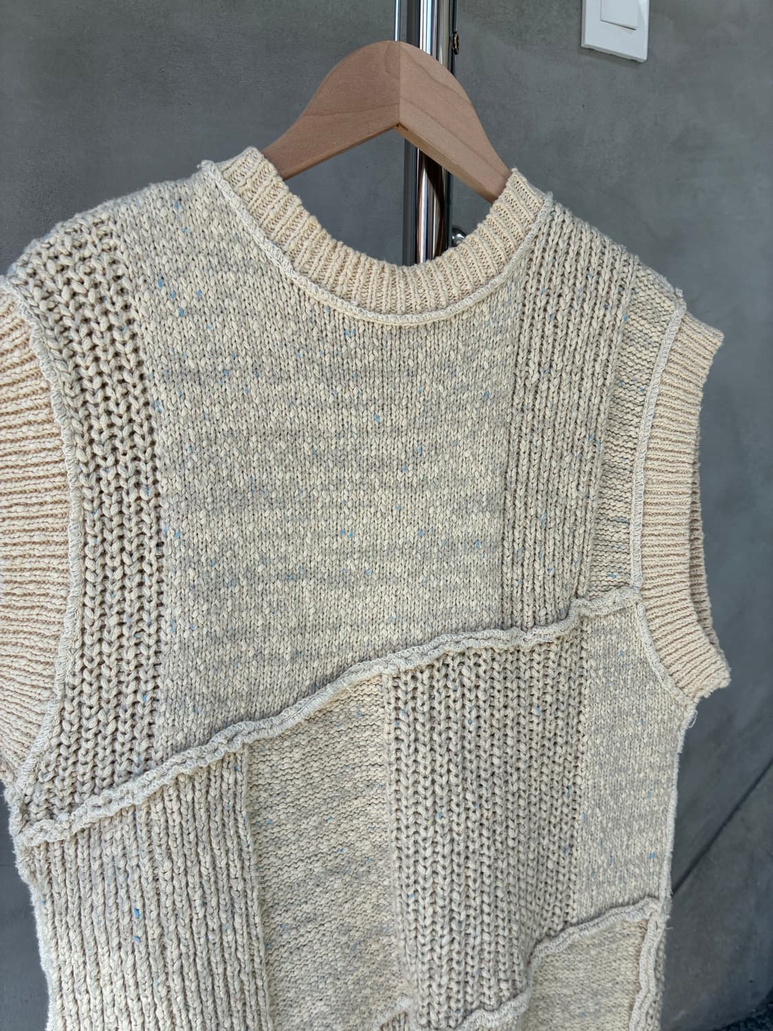 퍼버즈 니트 베스트 상품이미지3