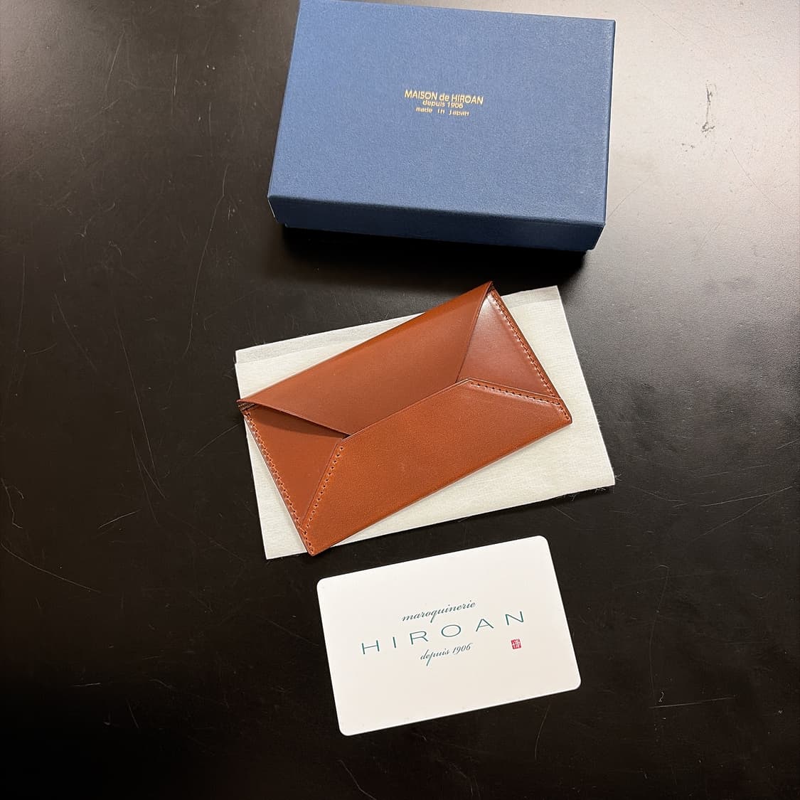 (정품/새상품) 메종 드 히로안 남성 브라운 코도반 가죽 카드지갑 상품이미지4