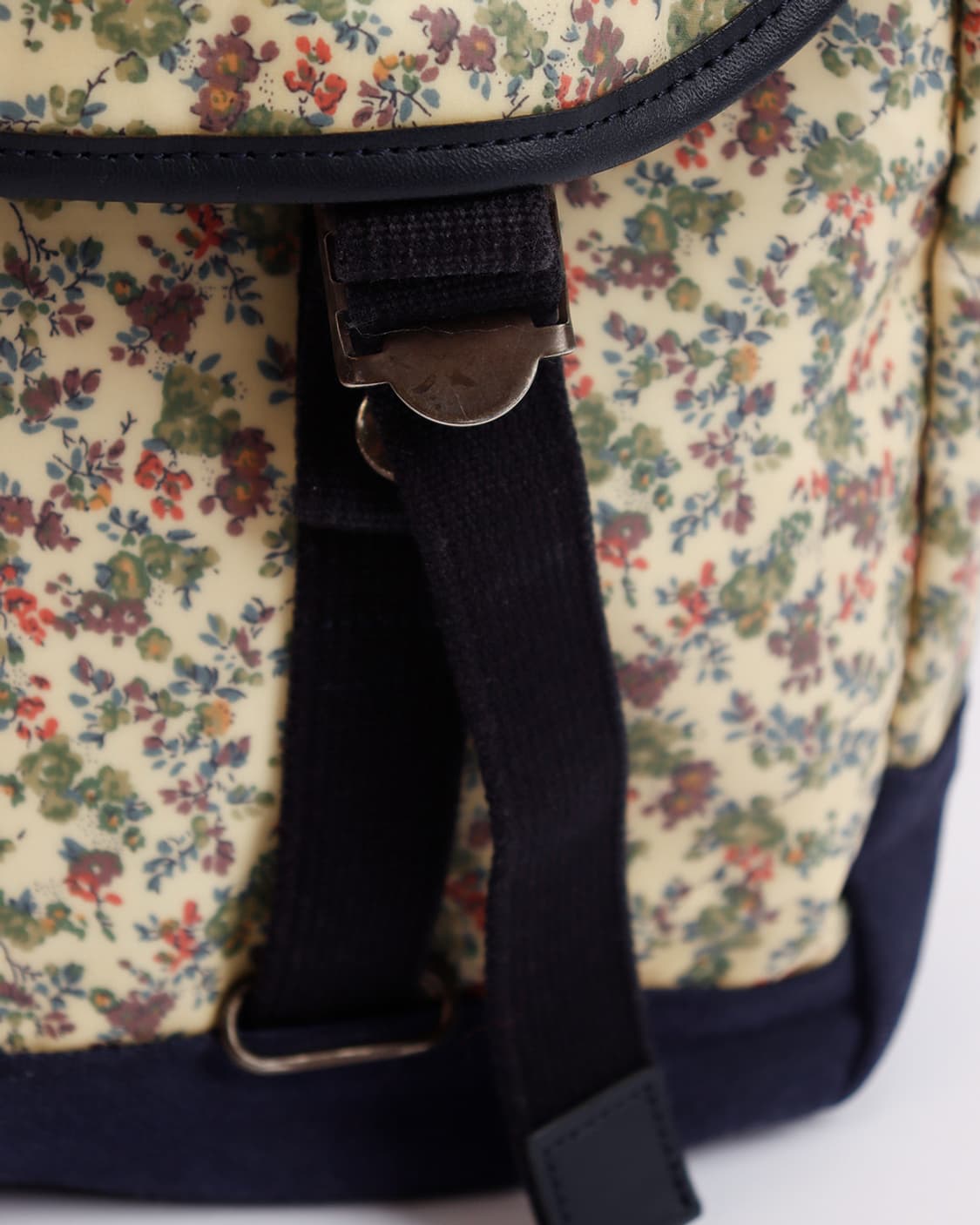 [PORTER x BEAMS x LIBERTY] 플로럴 패턴 메신저백 상품이미지8