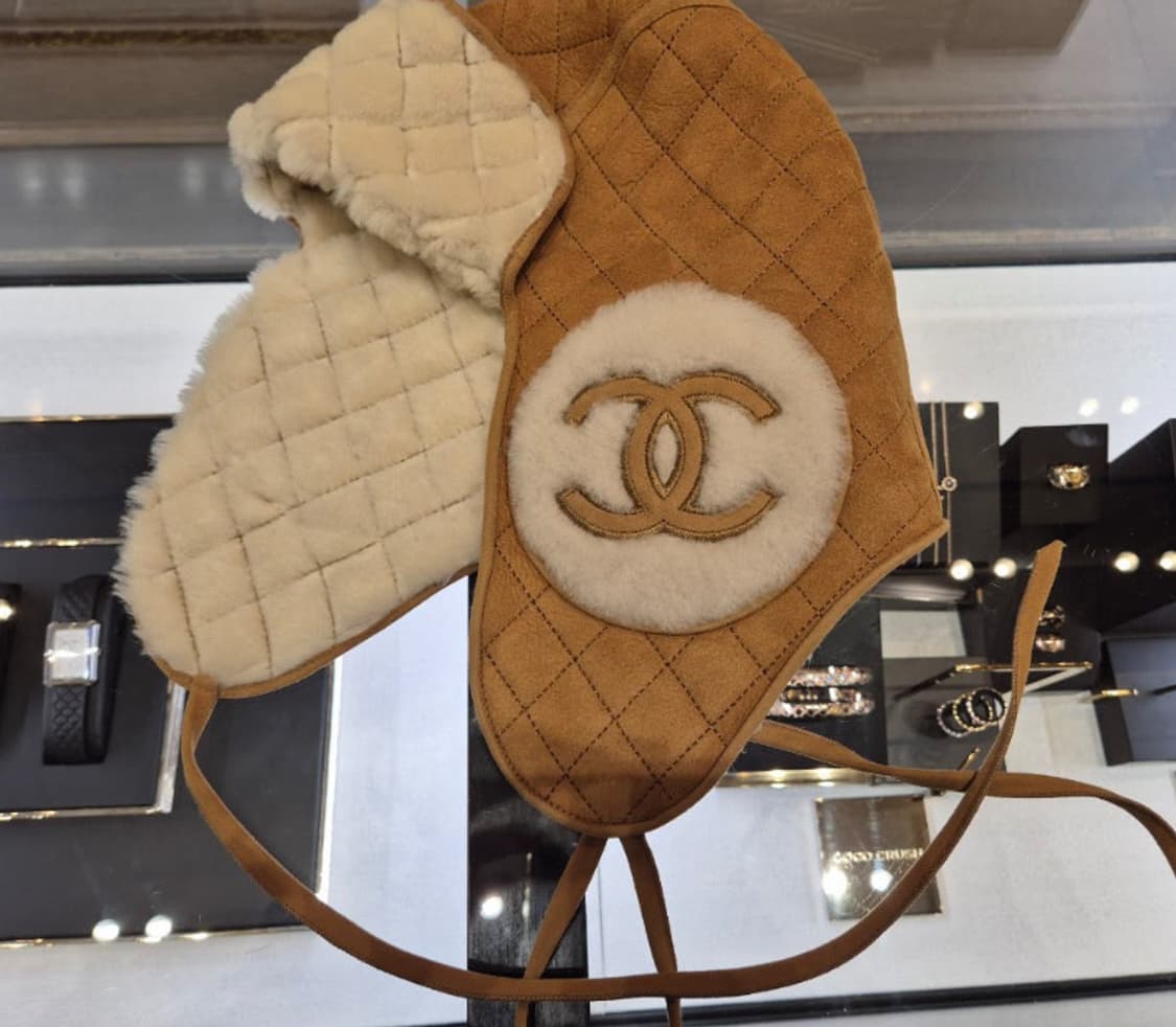 (새상품)샤넬코코네쥬 트래퍼햇 상품이미지1