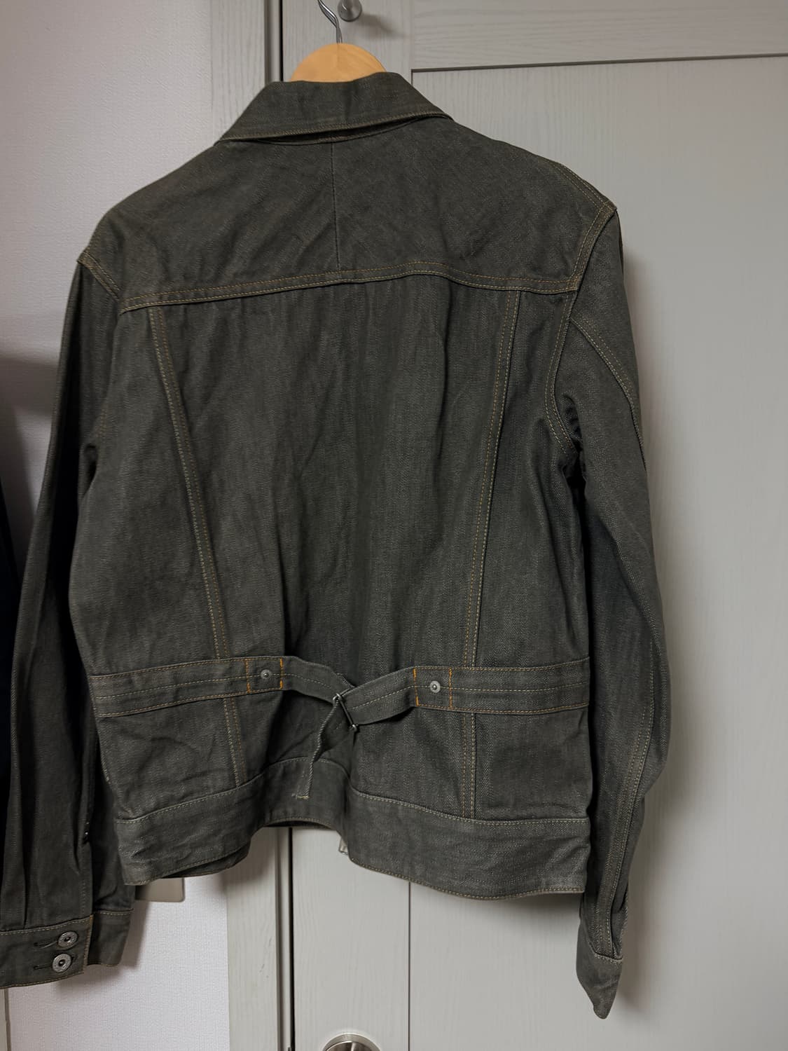 솔로이스트,리바이스 트러커 자켓입니다(사이즈 :L) 상품이미지2