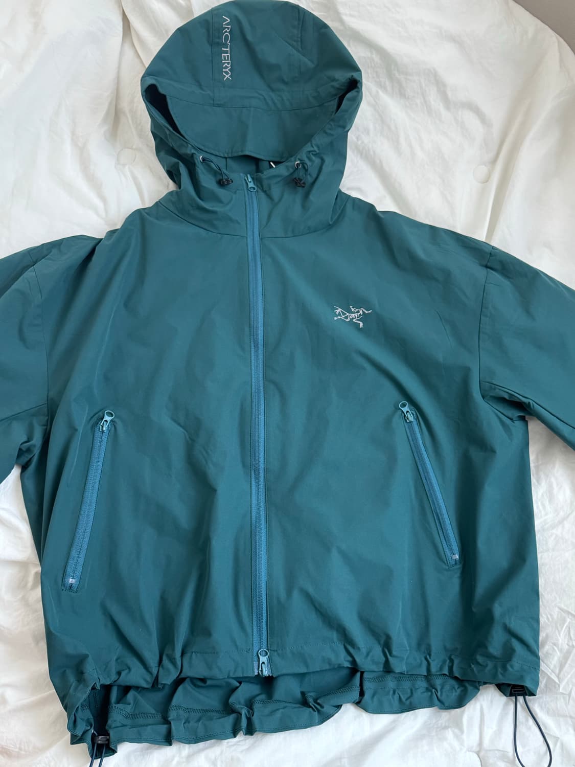 아크테릭스 바람막이 상품이미지2