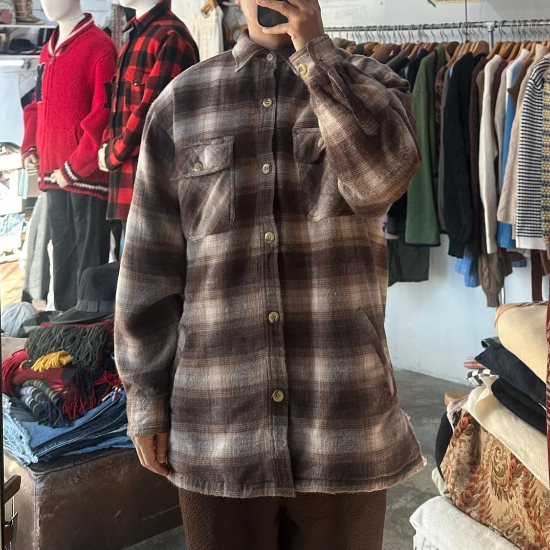 (착용컷) MOINEAU 양털 플란넬 체크 자켓 (남성용 105) 상품이미지3