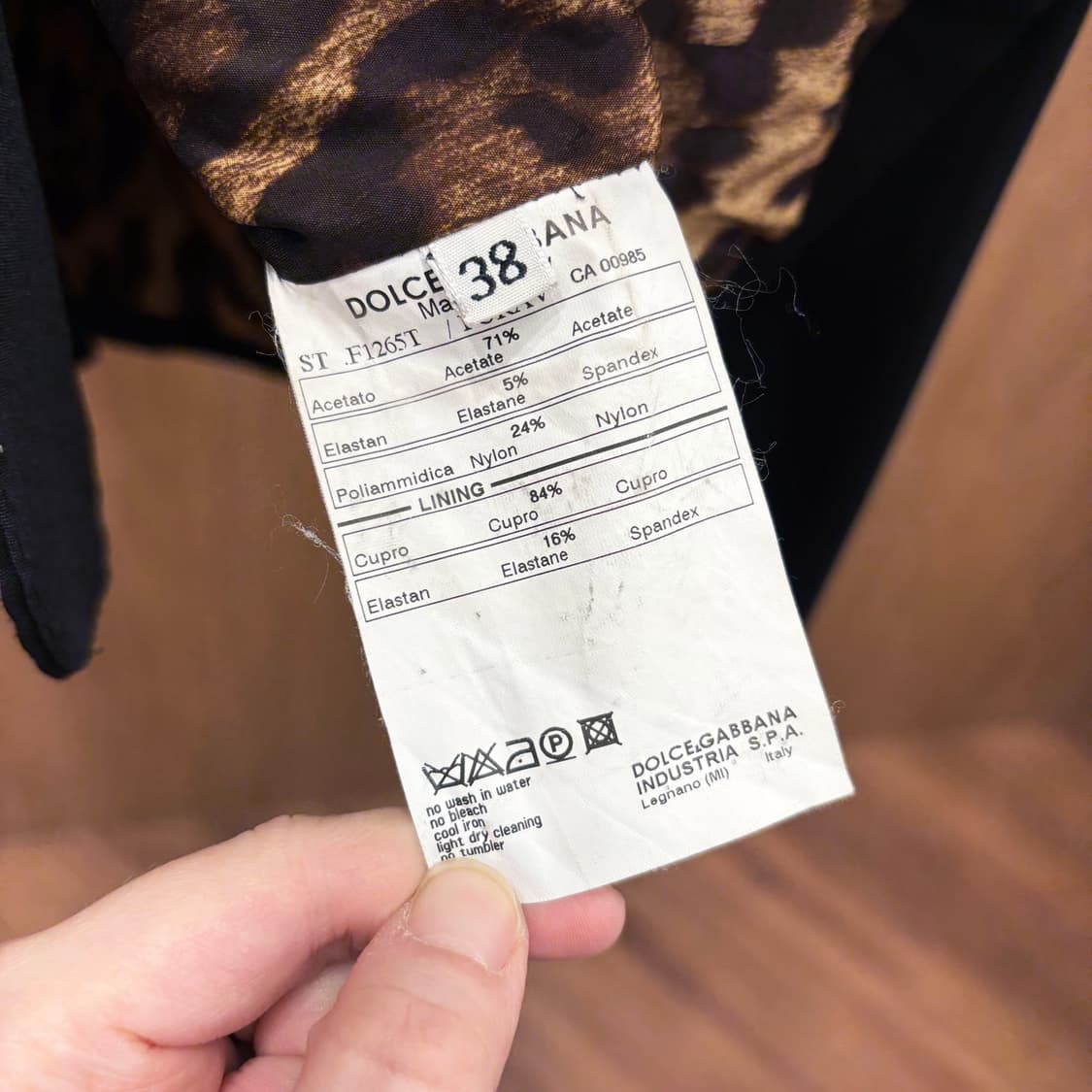 돌체앤가바나 블레이저 싱글 브레스티드 투 버튼 노치드 라펠 디테일 블랙 상품이미지8