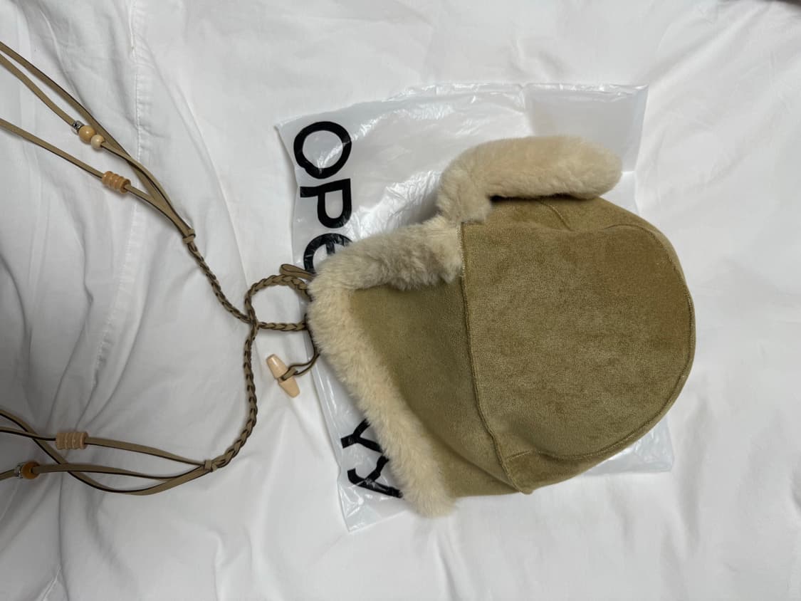 오픈와이와이 시어링 트래퍼햇 베이지 상품이미지1