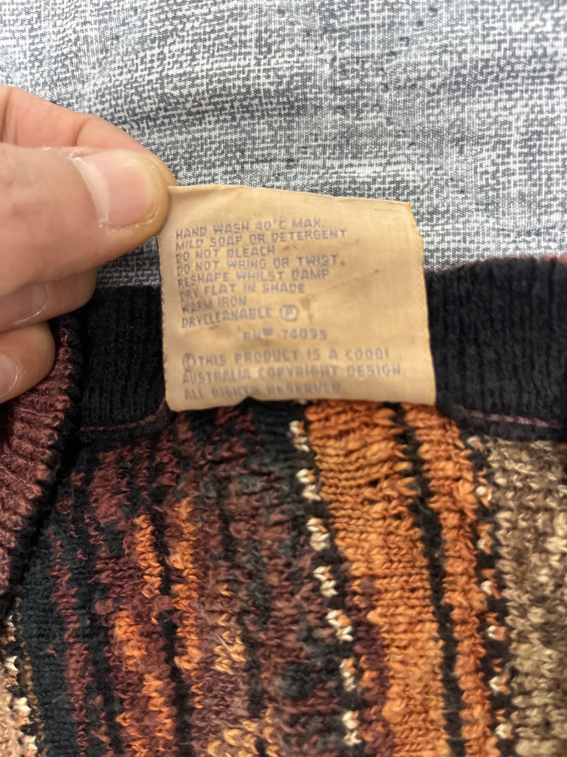 [coogi] 에스닉 케이블 니트 조끼 상품이미지4