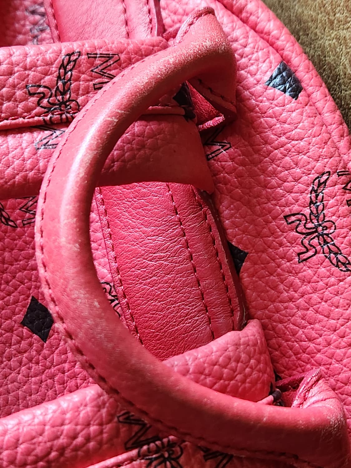 MCM 비세토스 핑크 백팩 가방 상품이미지9