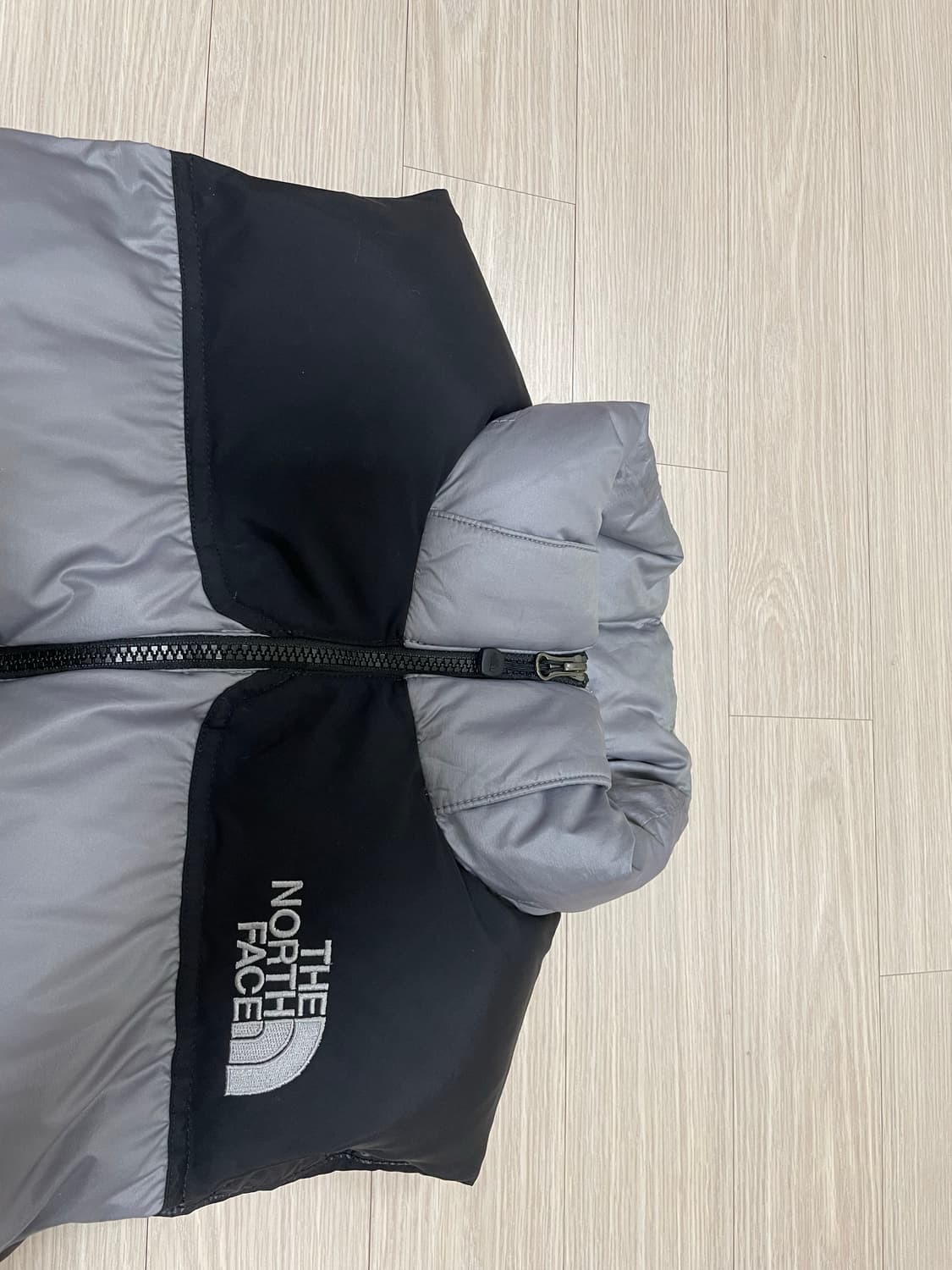 노스페이스 700 눕시 패딩 조끼 그레이 M 95-100 상품이미지7