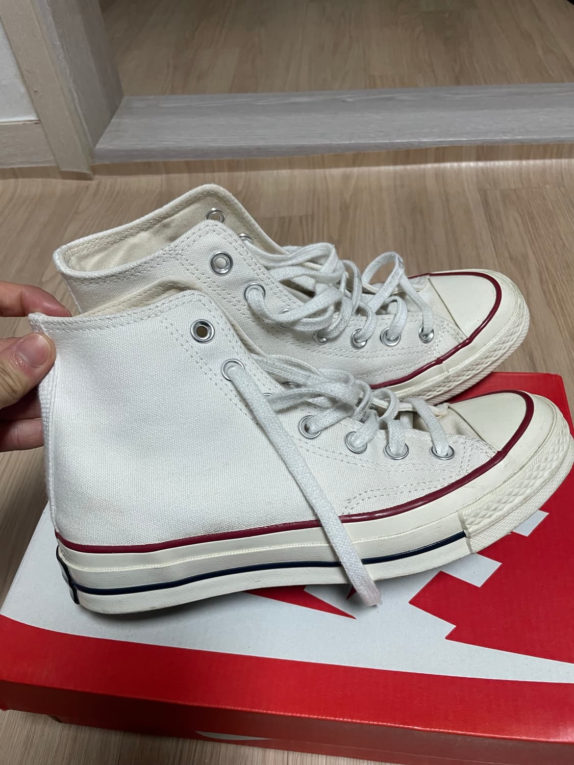 컨버스 척테일러 하이 240 상품이미지2