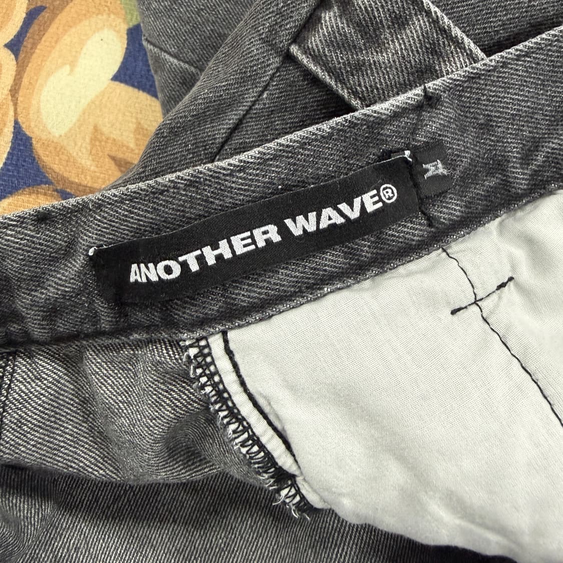 (M)어나더 웨이브 another wave 흑청 워싱 데님버뮤다 팬츠 상품이미지2