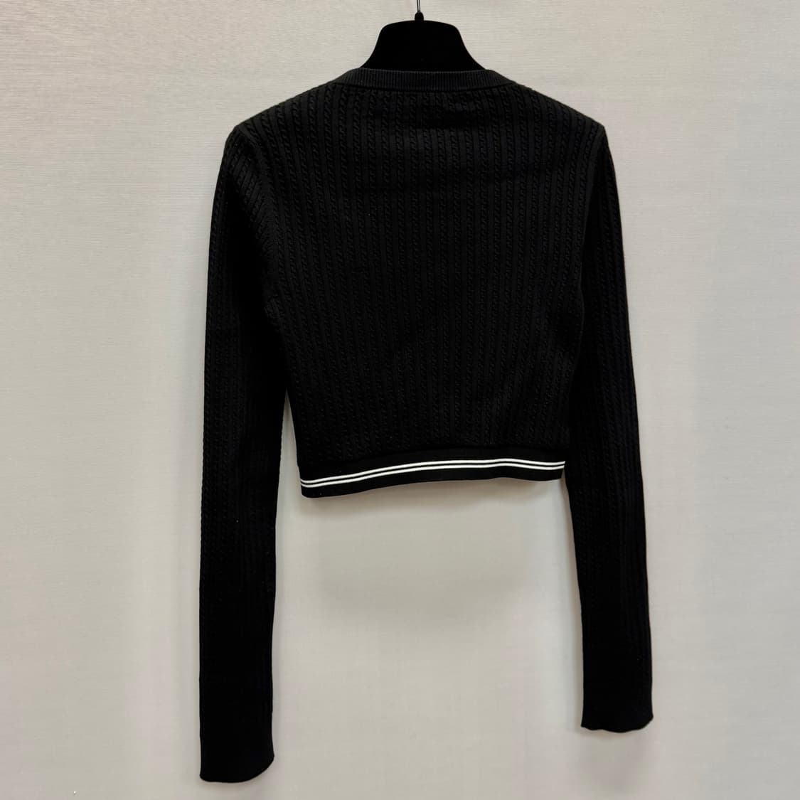 미우미우 로고 크롭 니트집업 ( 33 44 )  상품이미지6