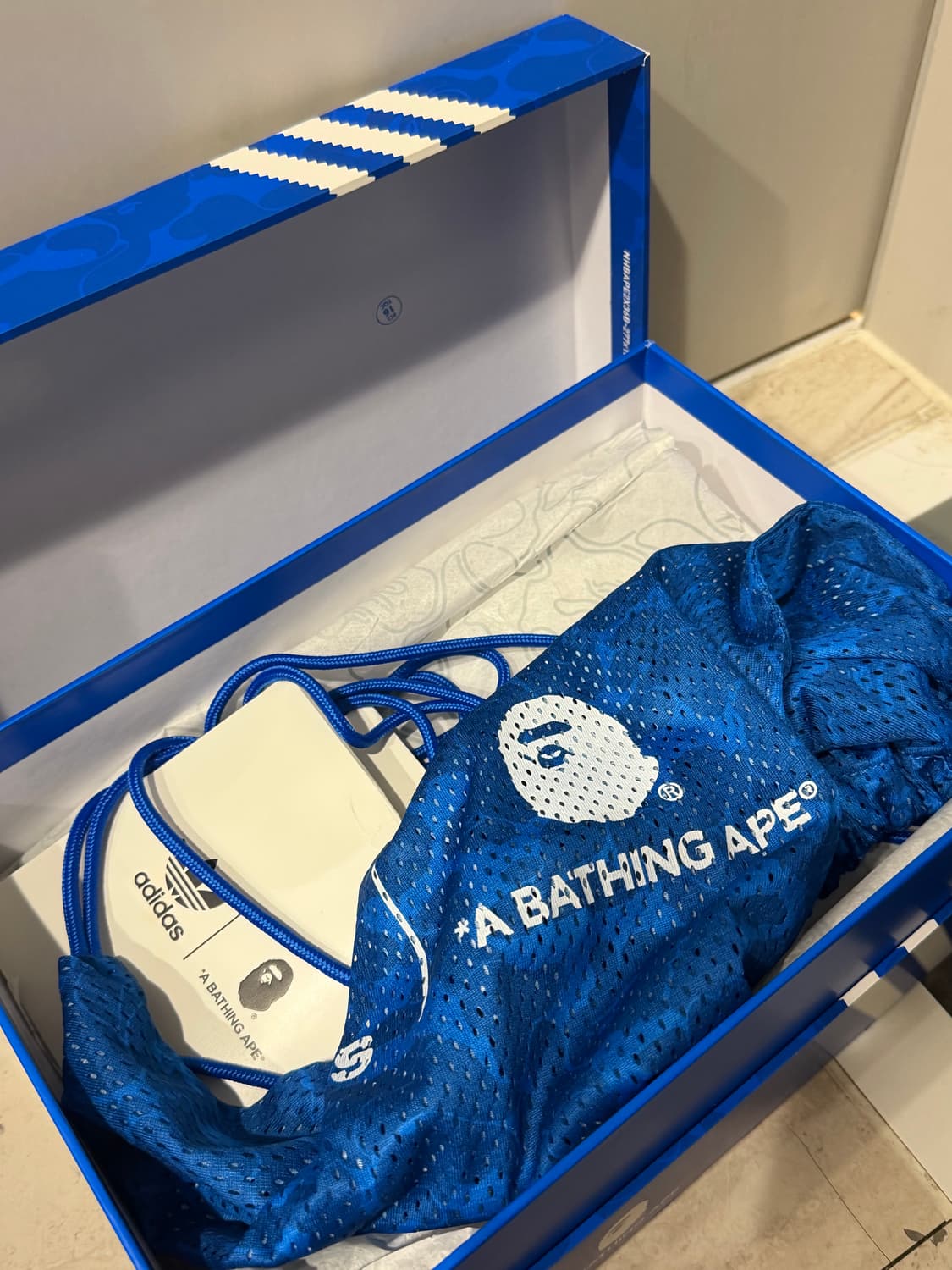 아디다스 베이프 로우수트 쉐도우 그린 클라우드 화이트 상품이미지2