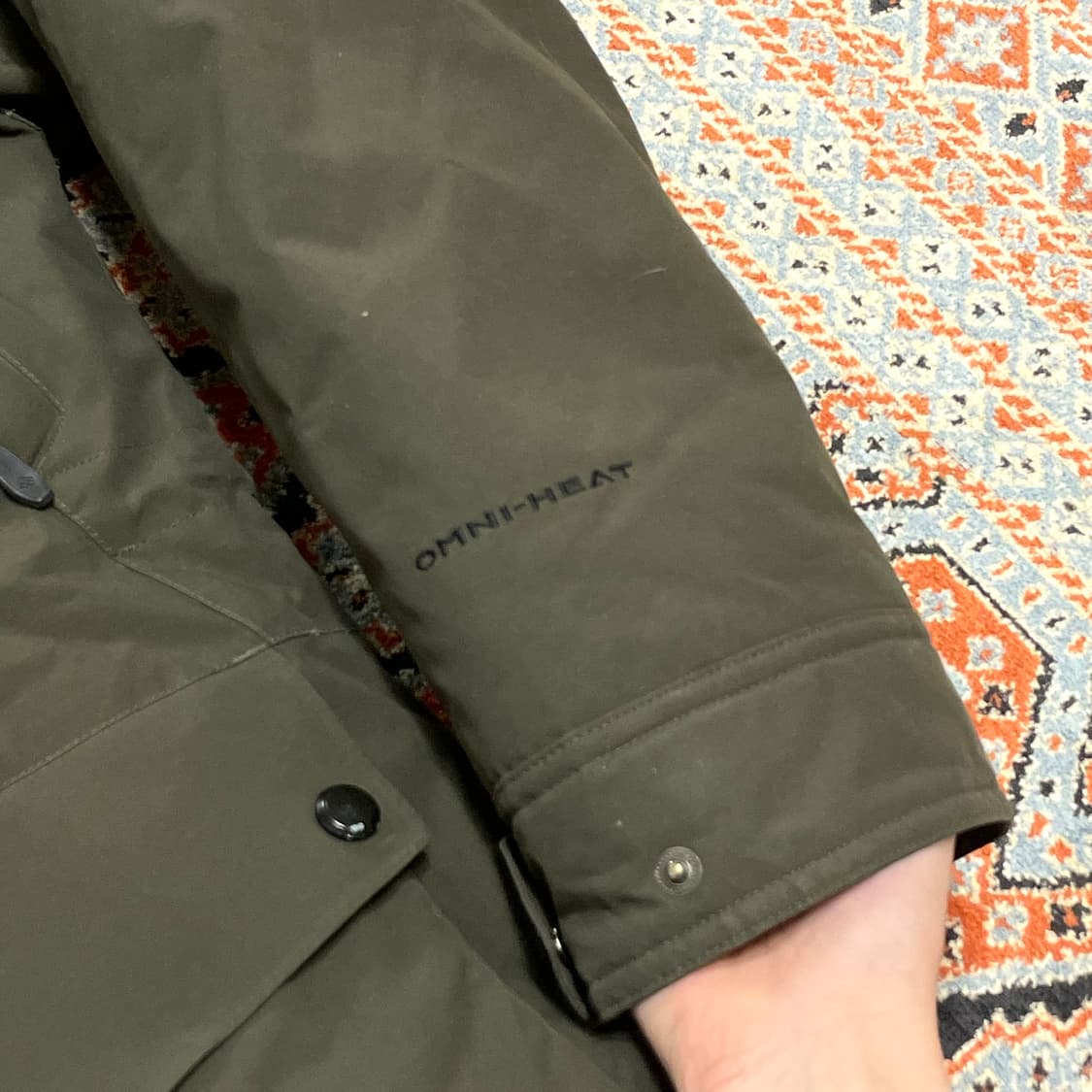 컬럼비아 카키 구스다운 포켓 패딩점퍼 남성M  상품이미지3