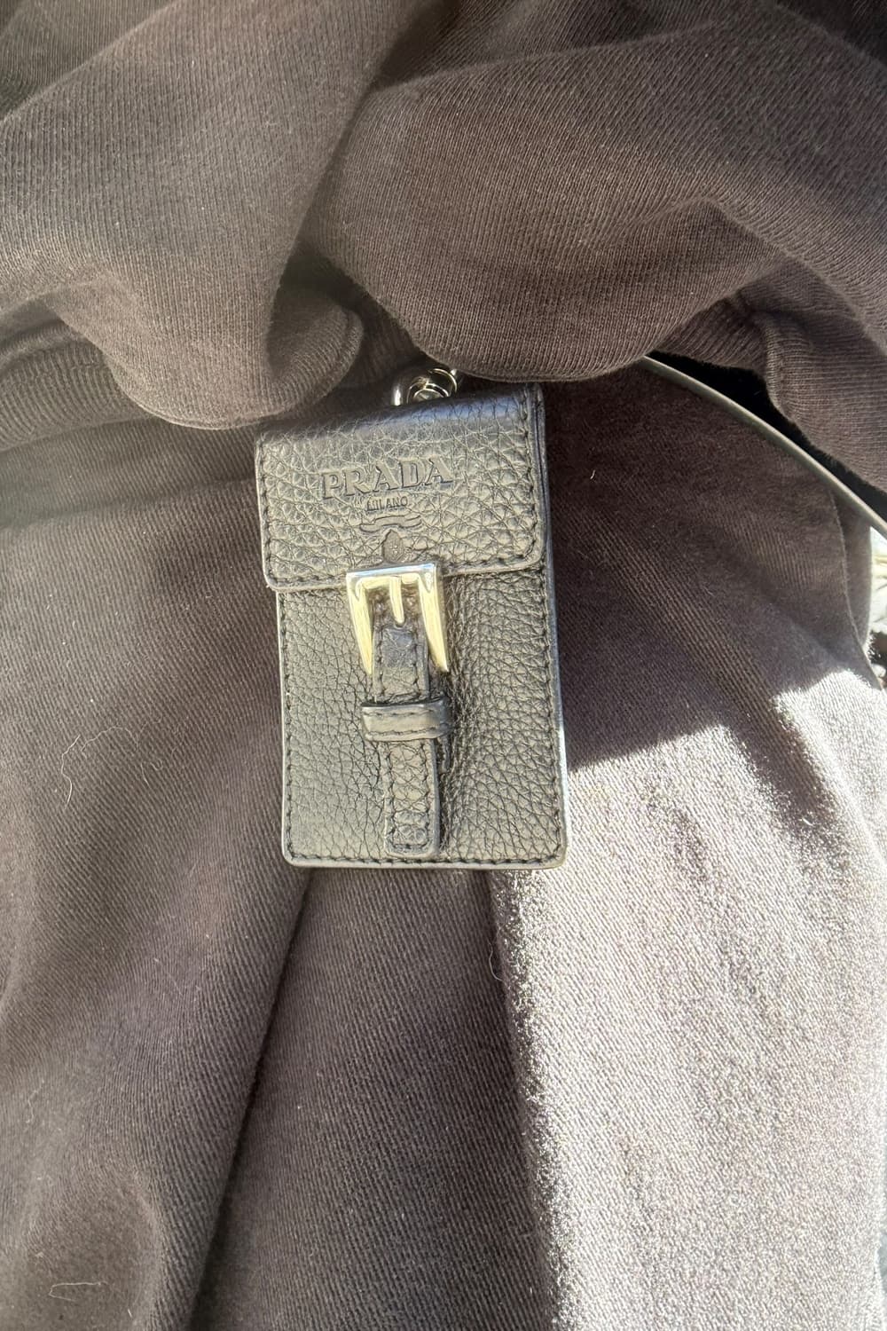 프라다 사피아노 레더 미니 카드 키링 상품이미지1