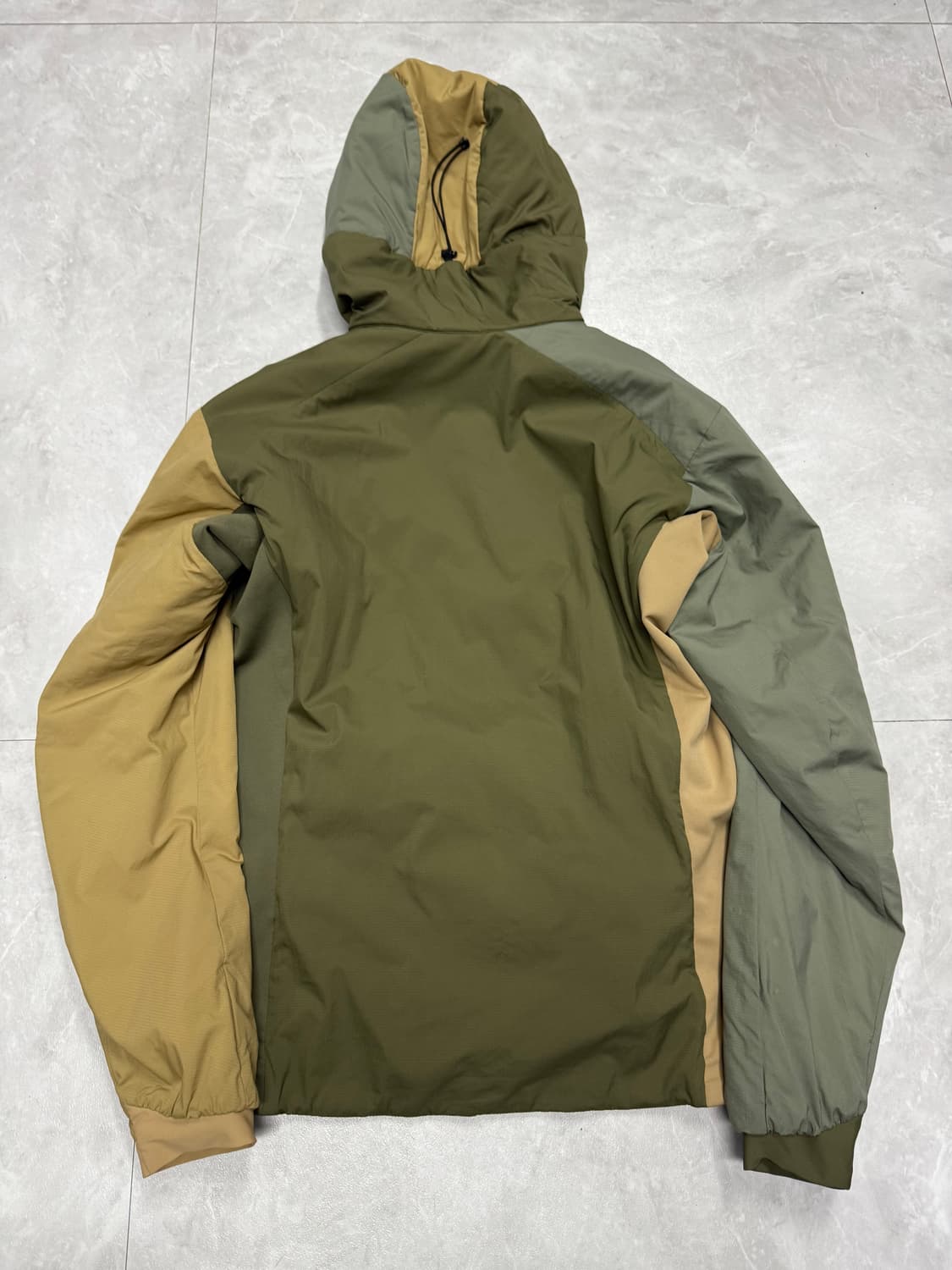 아크테릭스 아톰 후디 상품이미지2