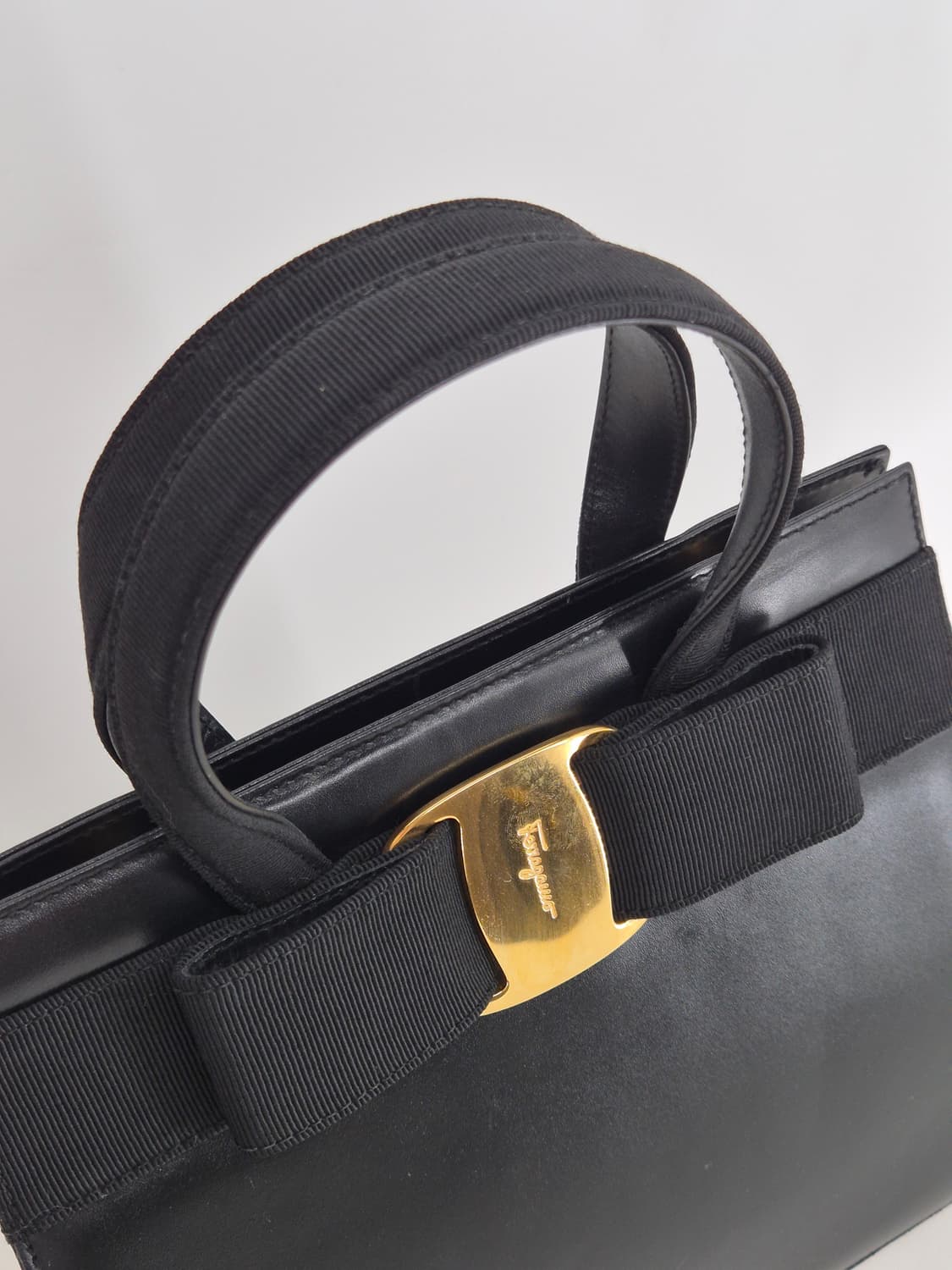 페레가모 바라 리본 탑핸들 2way 숄더백 상품이미지6