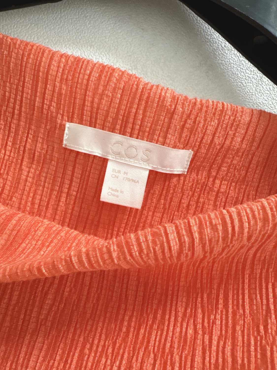 cos 플리츠 탑 오렌지 컬러 상품이미지5