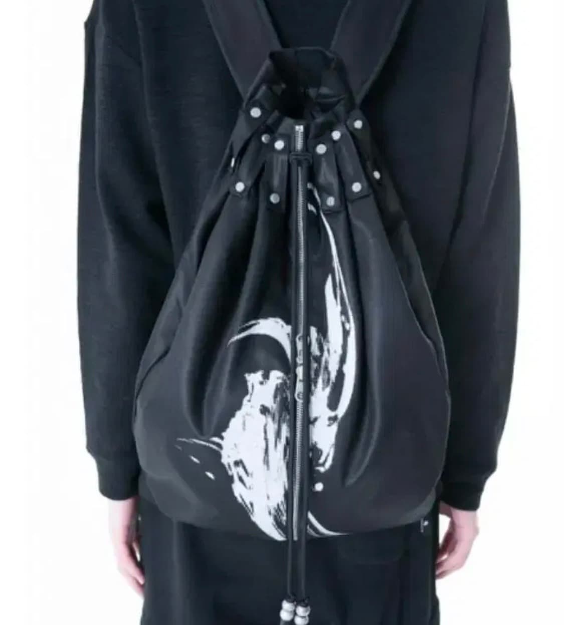 디퍼런트이즈오케이 백팩 상품이미지3