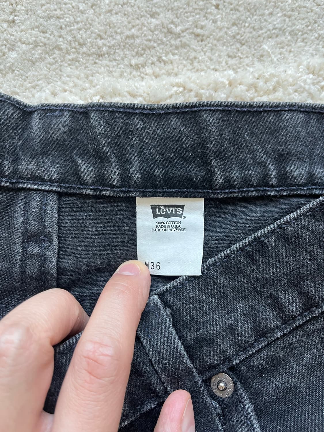 90s Levi's 560 오렌지탭 블랙 데님 쇼츠 (31-33) 상품이미지6