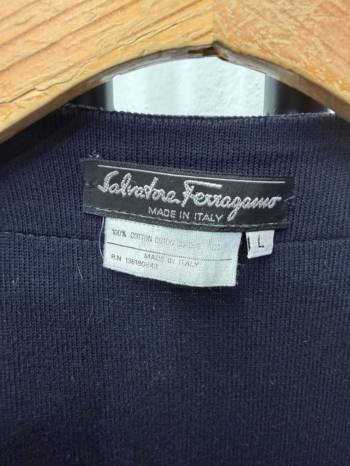 정품) 페라가모 네이비 가디건 L 상품이미지6