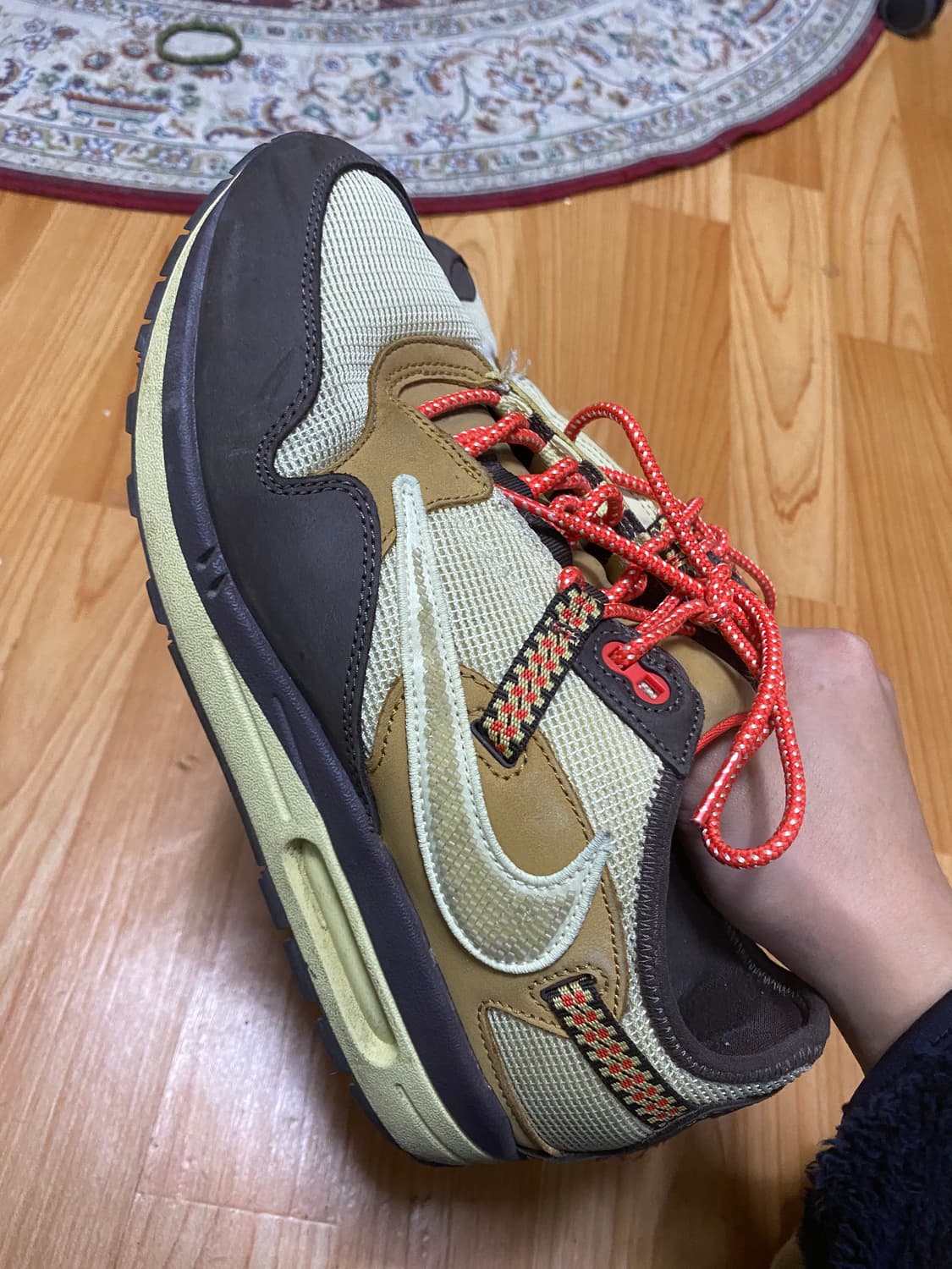 [275]트래비스 스캇 X 나이키 에어 맥스 1 바로크 브라운 상품이미지3