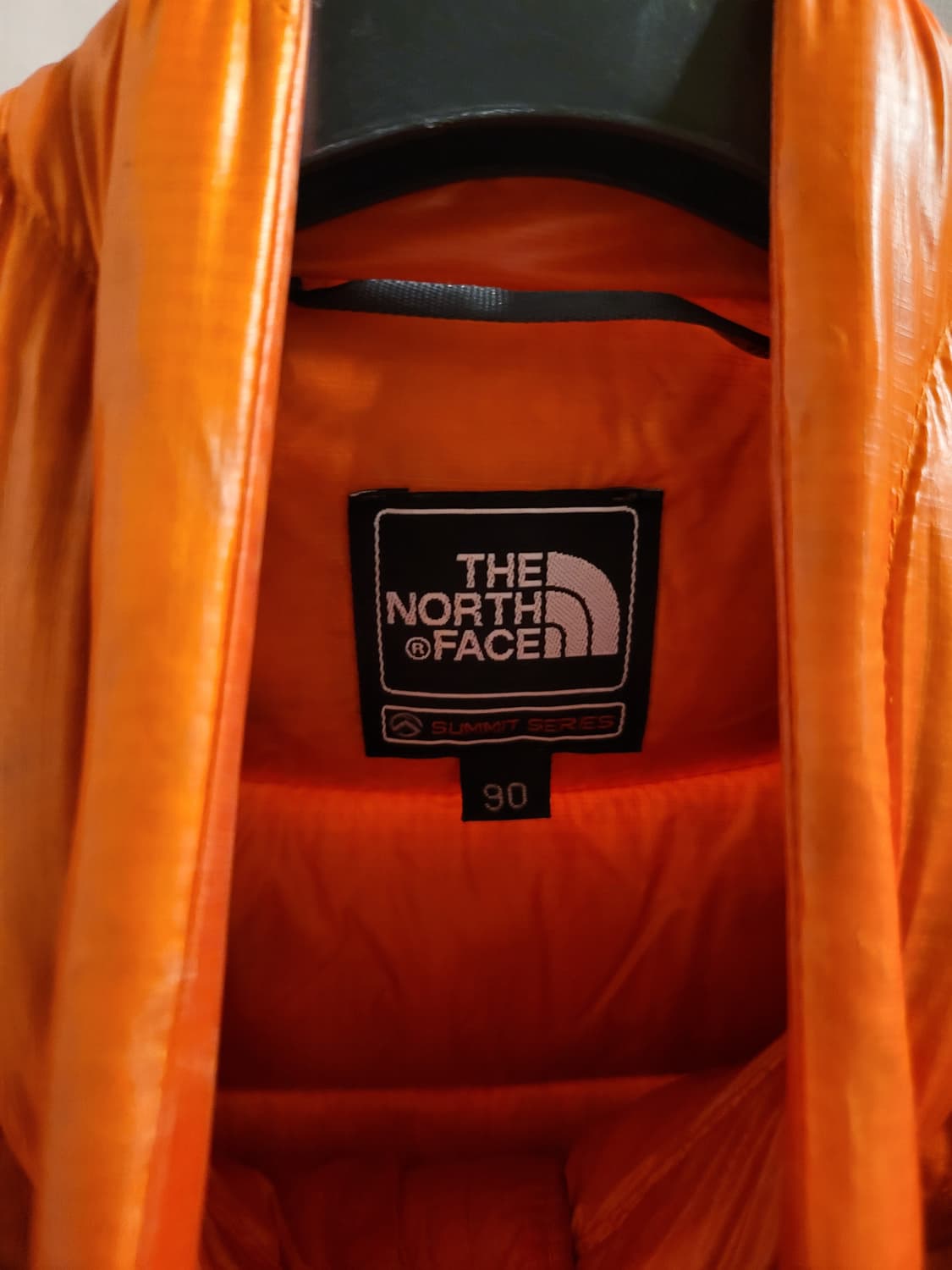 노스페이스 써밋 오렌지 경량 패딩  상품이미지4