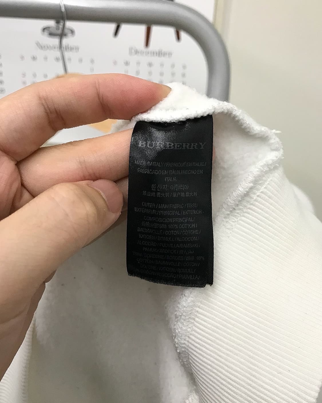 버버리 월계수 빅로고 맨투맨 상품이미지3