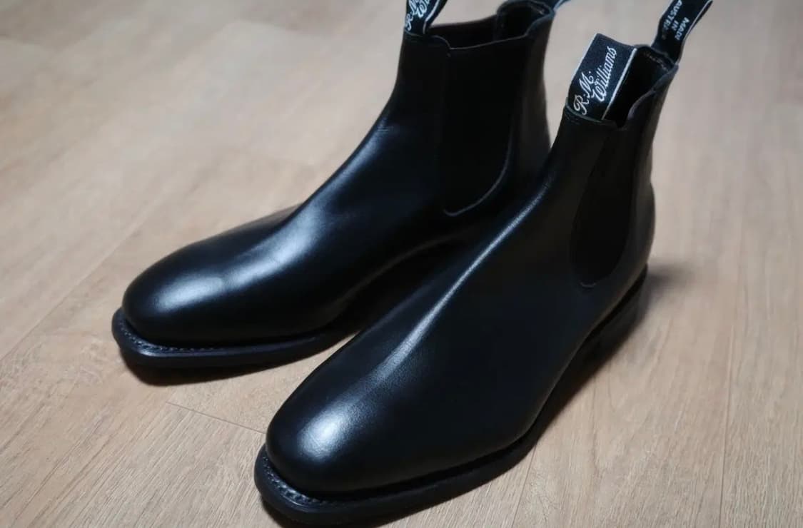 알엠윌리엄스 컴포트 크래프트맨 블랙 레더 첼시부츠 상품이미지1