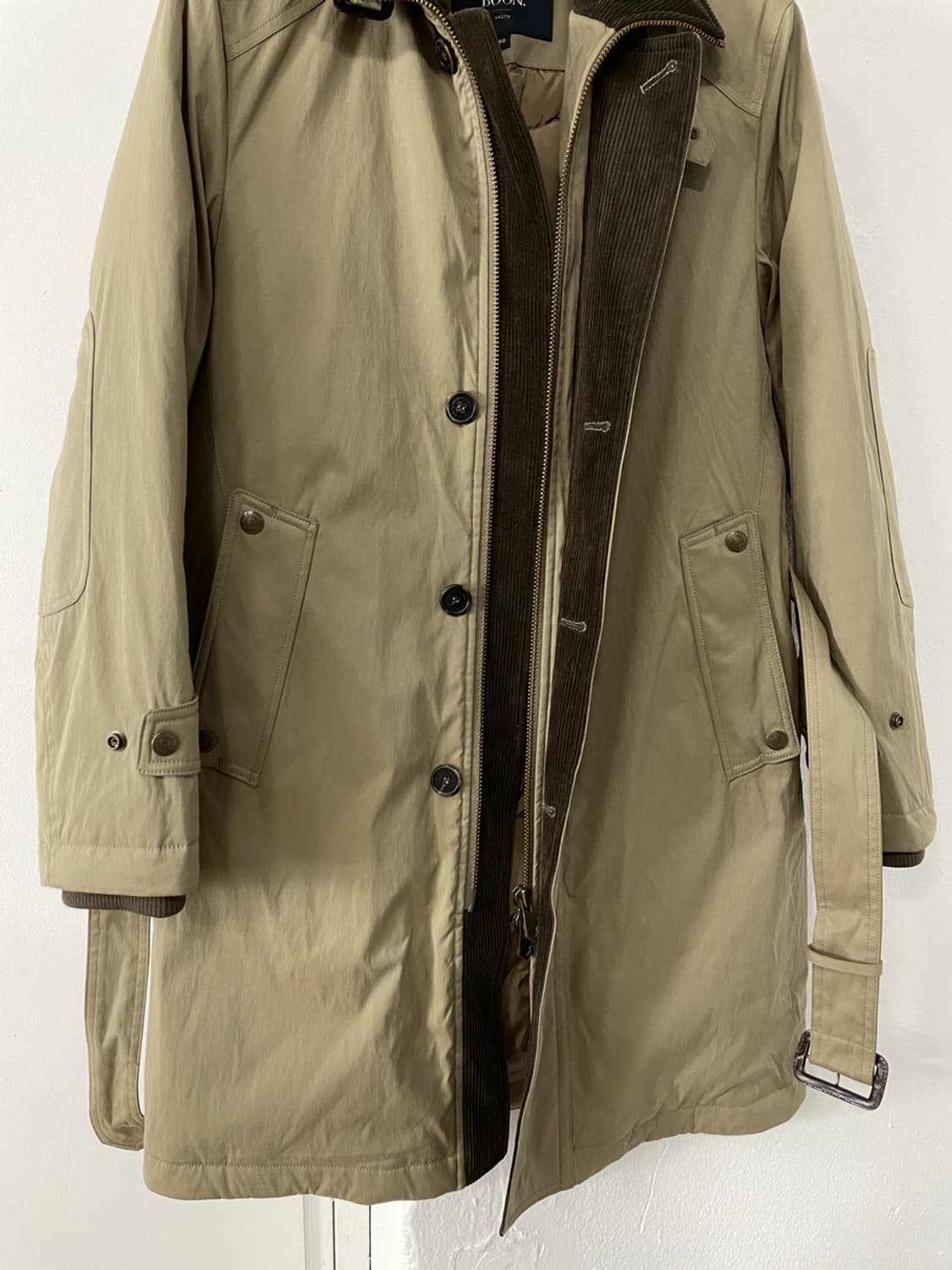 맨온더분 코듀로이 카라 벨티드 구스다운 코트 상품이미지9