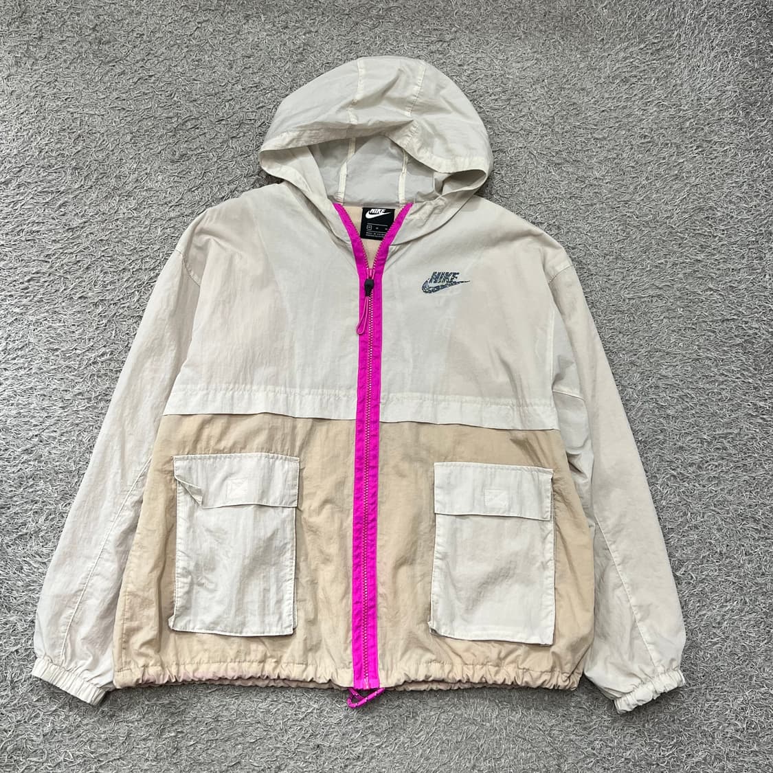 [우먼95-100] 나이키 바람막이 상품이미지2