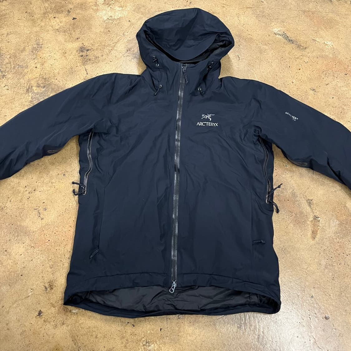 [정품/M] 아크테릭스 블랙 바람막이 후드 자켓 b10 상품이미지3