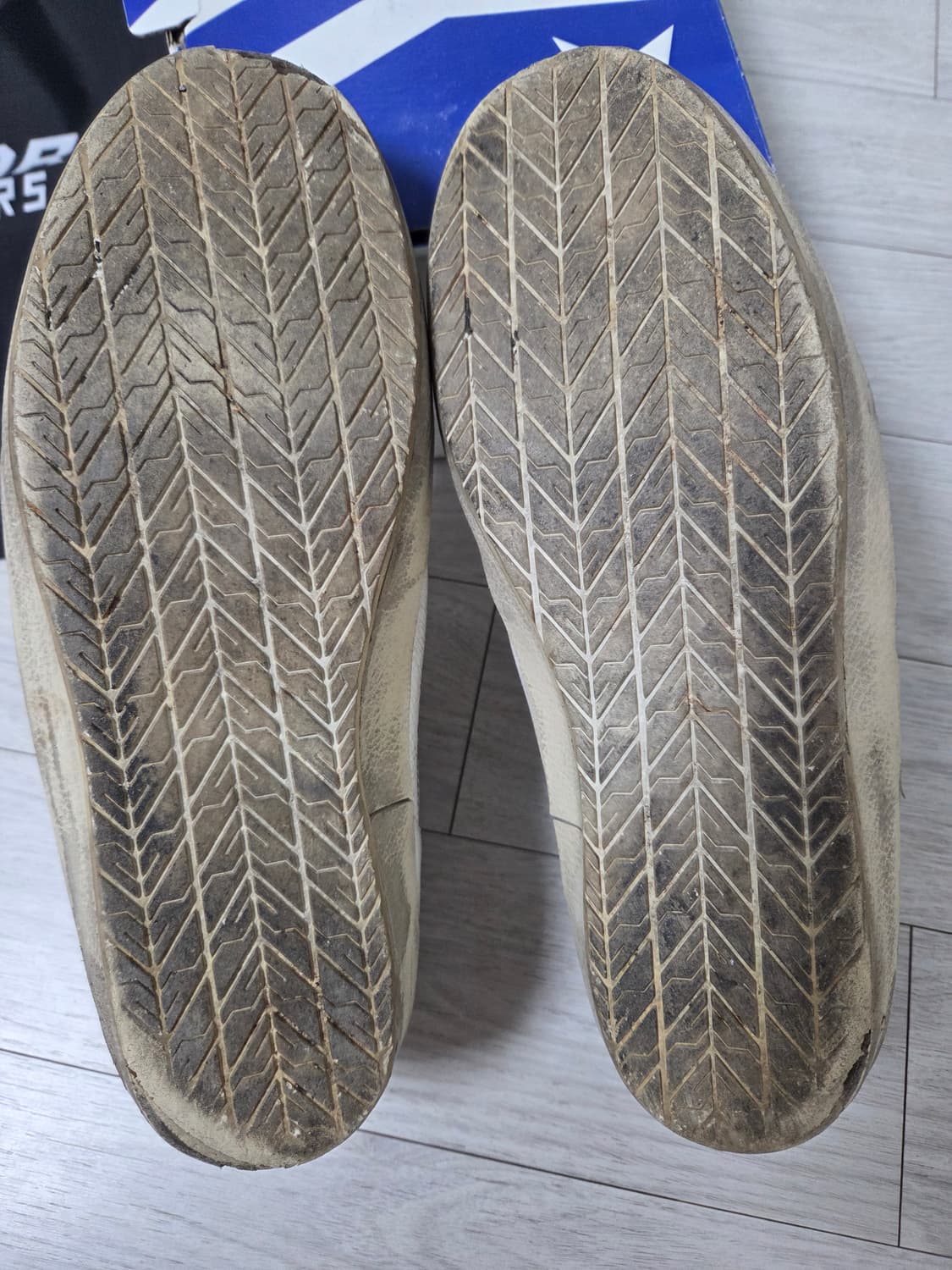 골든구스 네이비탭 41 상품이미지4