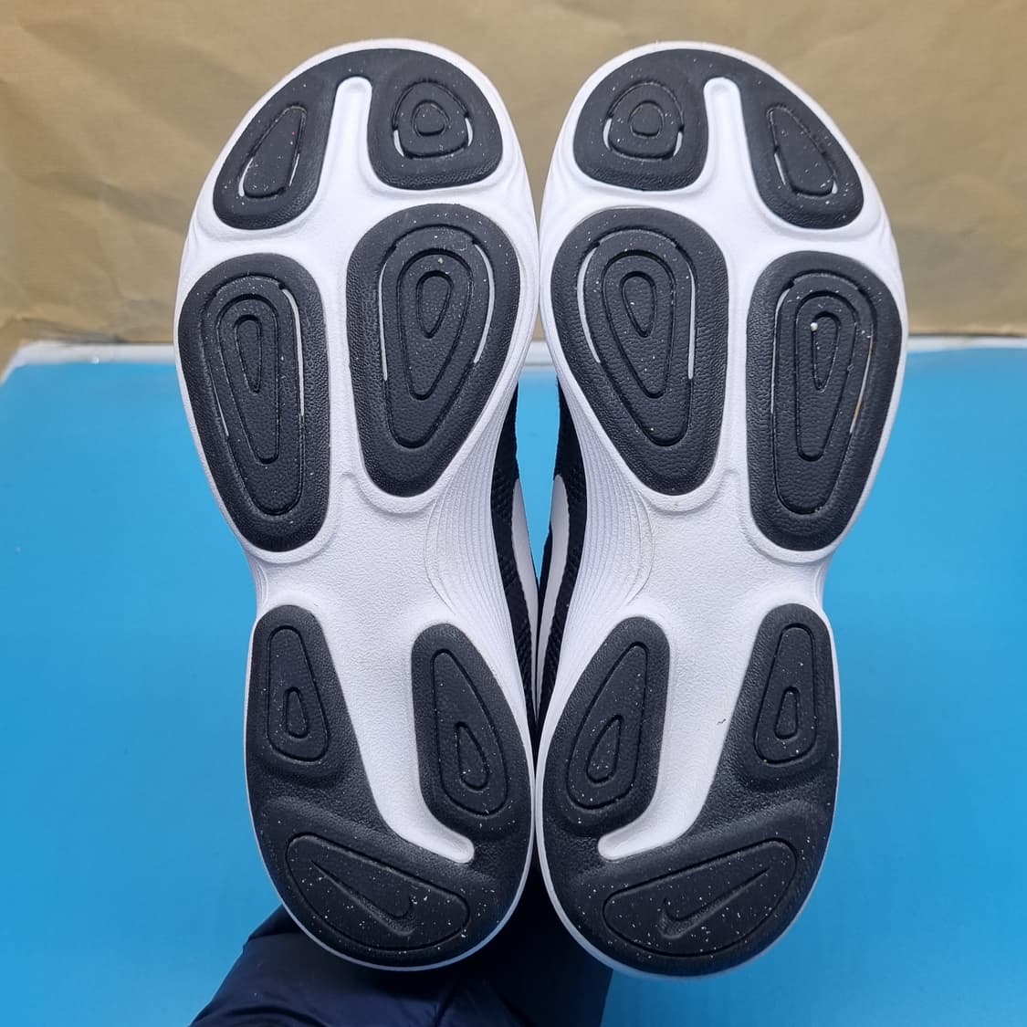 나이키 레볼루션 4 운동화220 상품이미지3