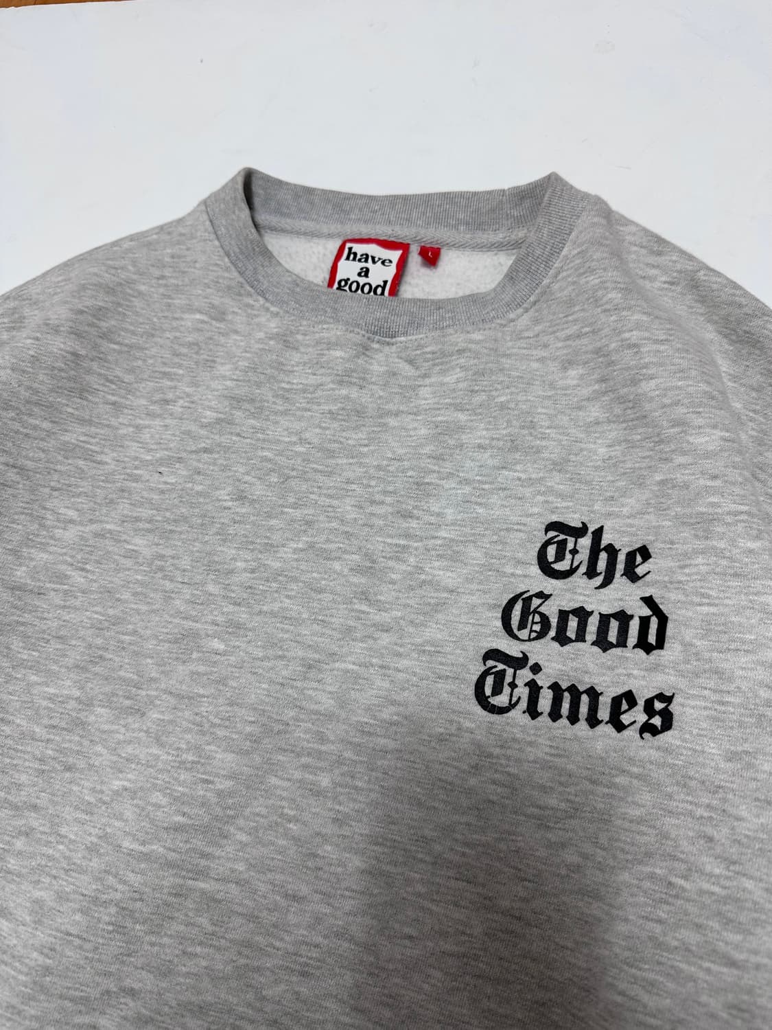 헤브어굿타임 레터링 맨투맨 상품이미지4