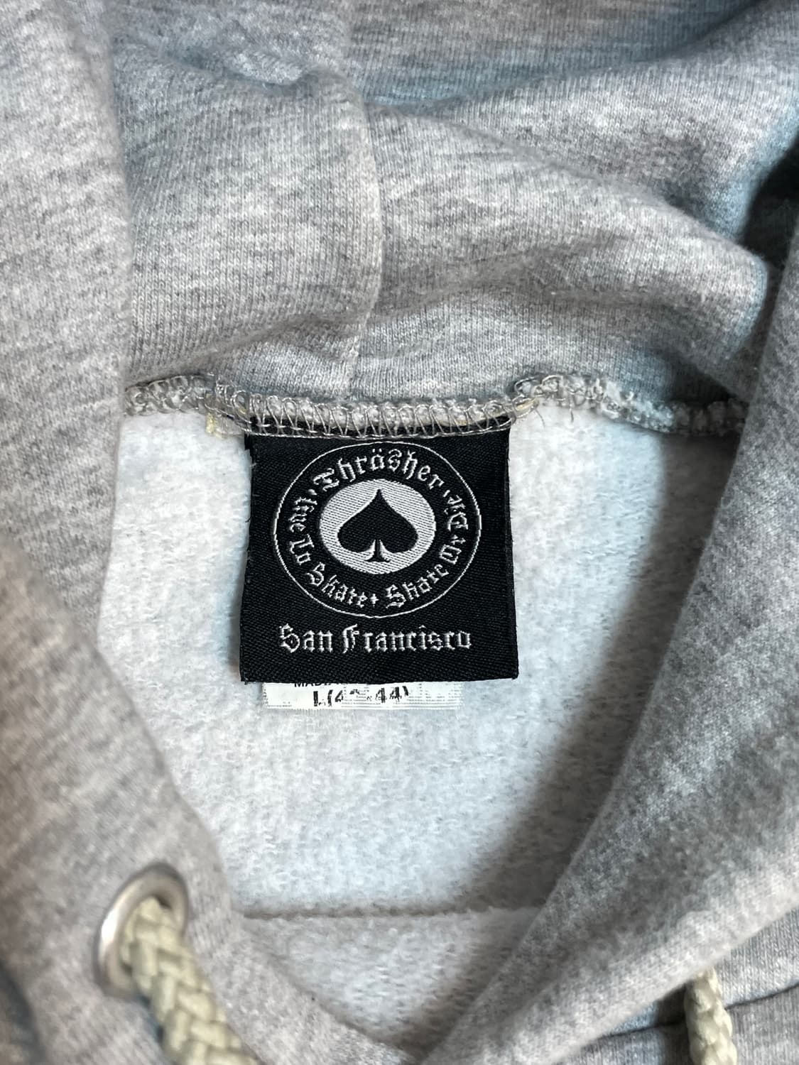 트레셔 후드티 상품이미지5