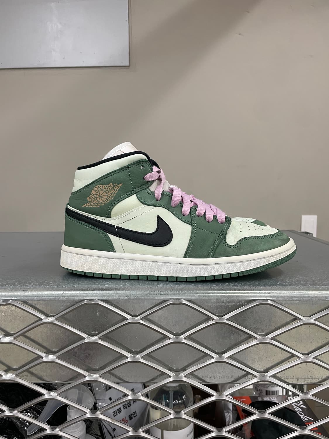 조던 1 미스 SE 더치그린 2 240 상품이미지4