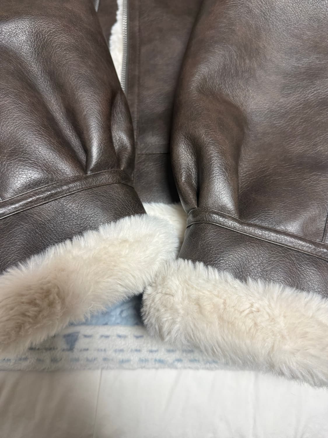 론트 비건 레더 무스탕 다크브라운 L 상품이미지2