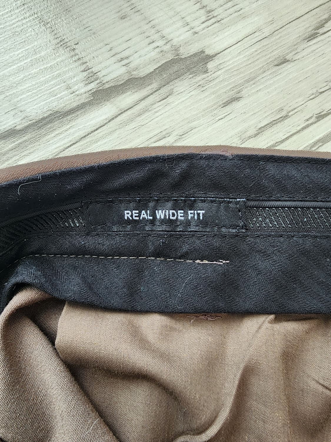 MUSINSA 무신사 스탠다드 와이드핏 슬랙스 팜. 34인치 정장 바지 상품이미지6