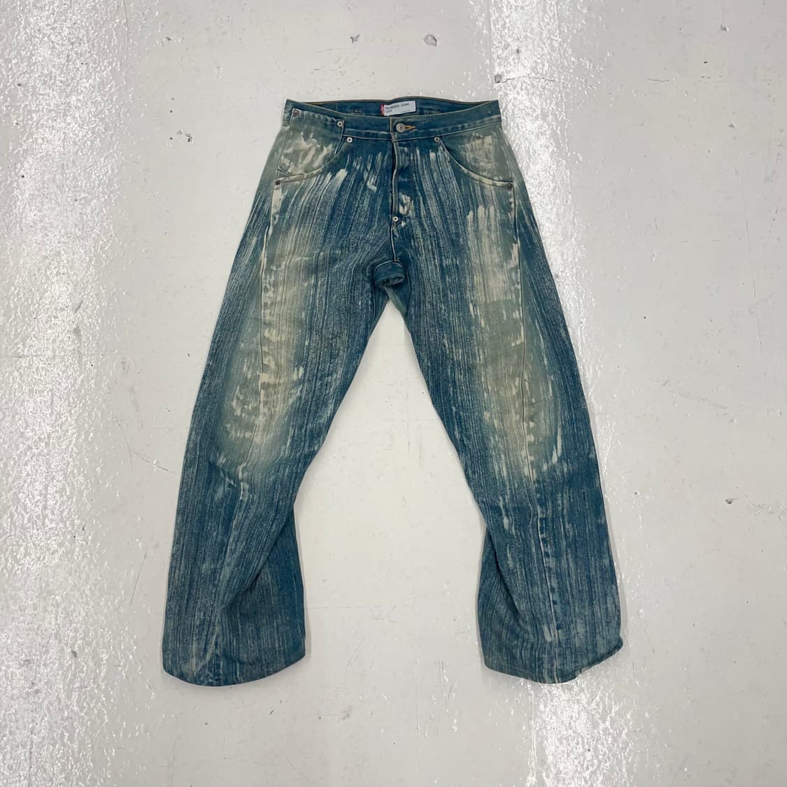 Levi’s 블리치드 워시드 엔지니어드 진 상품이미지4