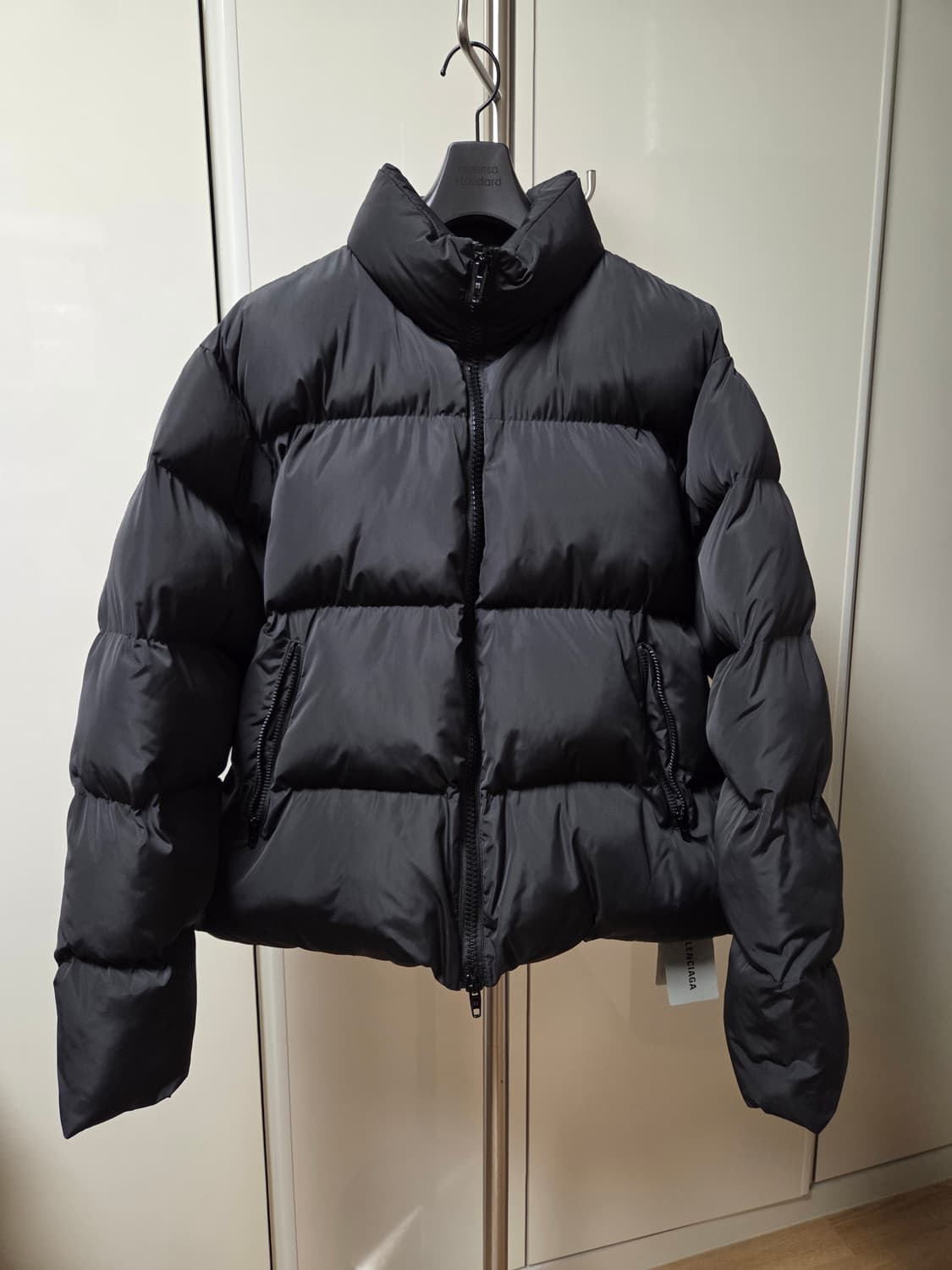 발렌시아가 유니티 스포츠 아이콘 패딩 상품이미지1