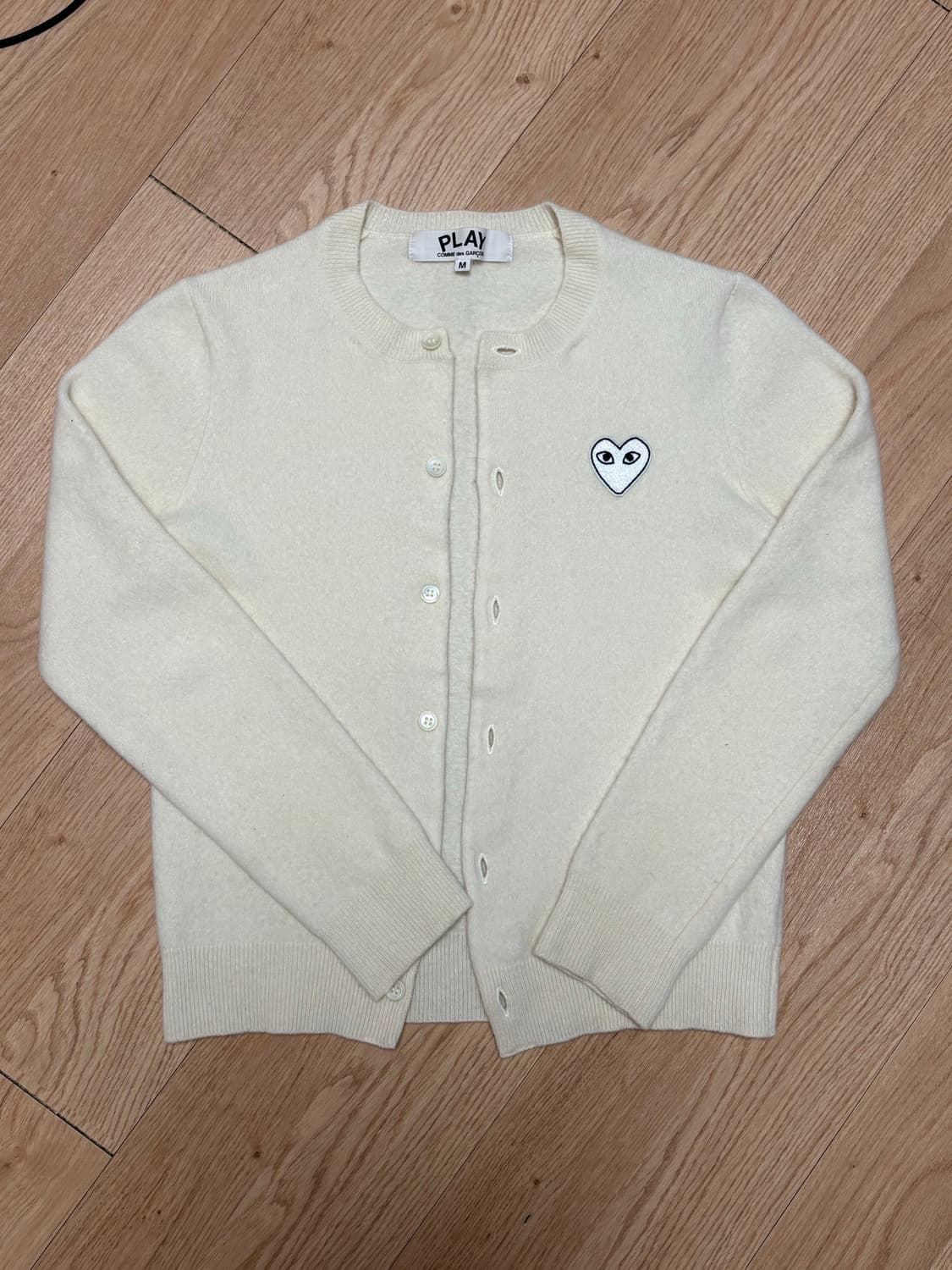 (수수료X)<정품> 꼼데가르송 화이트 와펜 가디건 아이보리 크림 상품이미지1