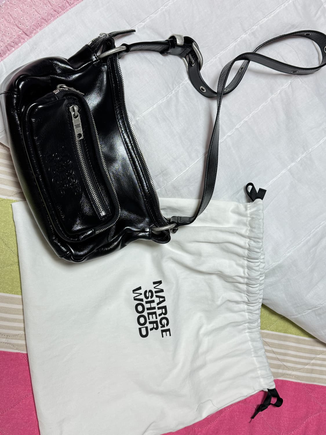 마지셔우드 크로스백 상품이미지1