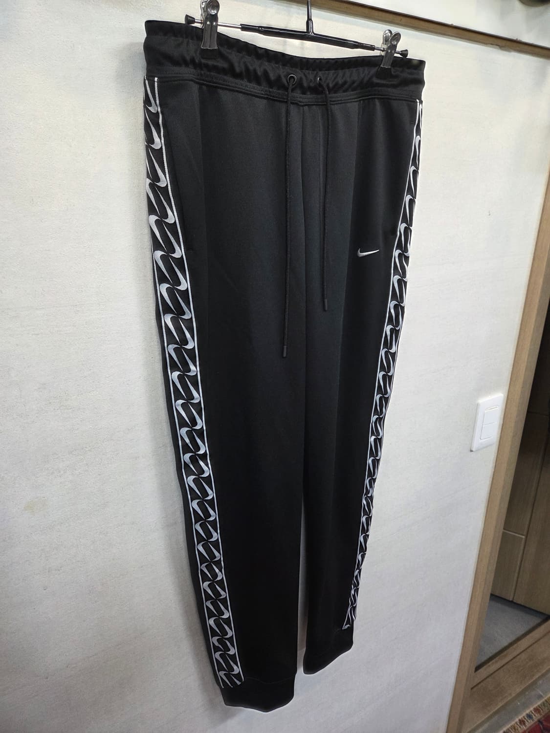 나이키 해외판 여성 테이프 사이드로고 팬츠 m 상품이미지4