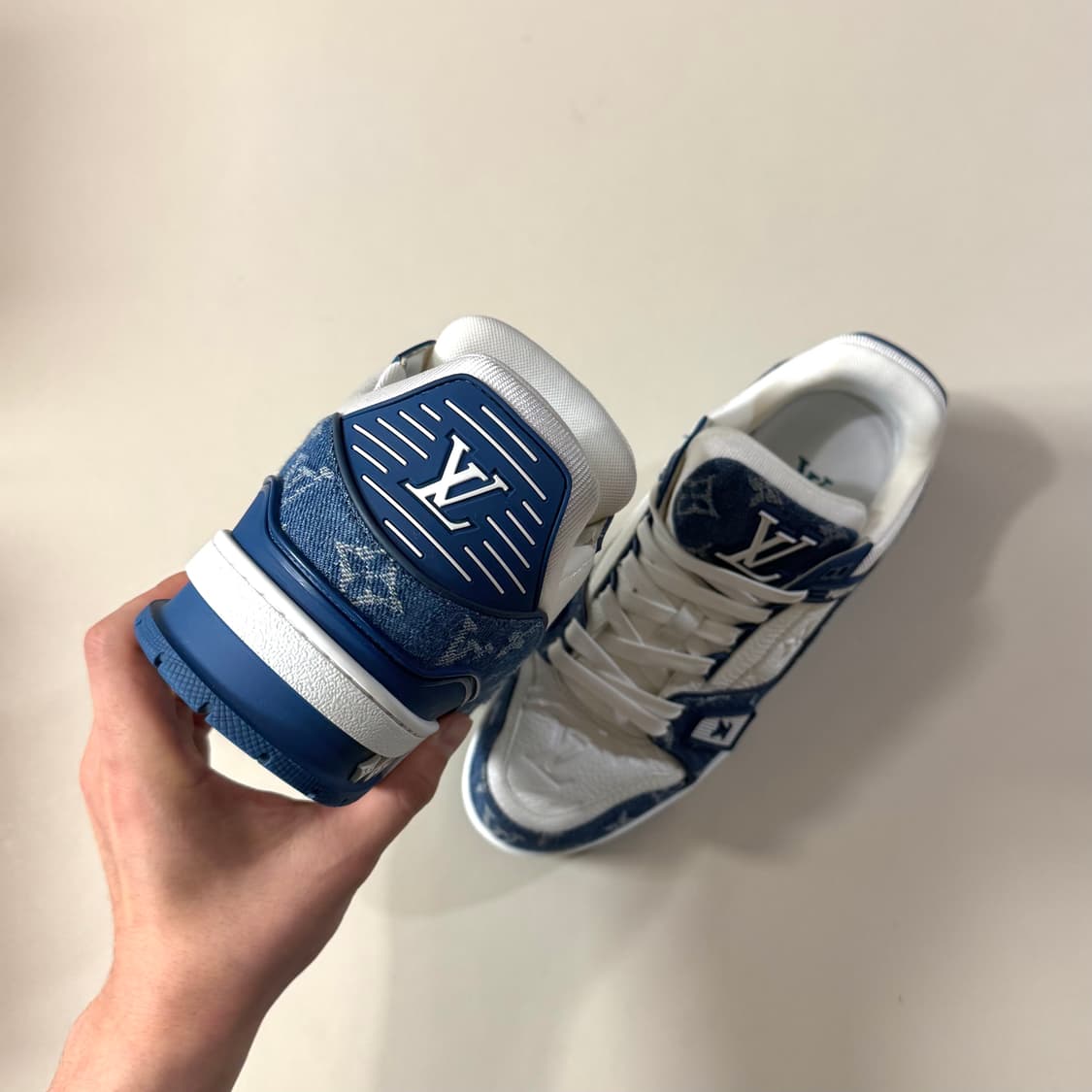 [5/당일출고]루이비통 트레이너 스니커즈 상품이미지3