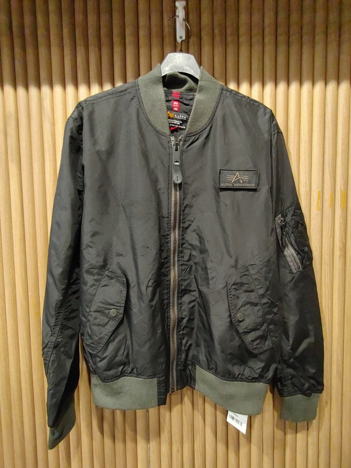 무배) 알파 인더스트리 나일론 봄버 자켓 - XL 상품이미지1