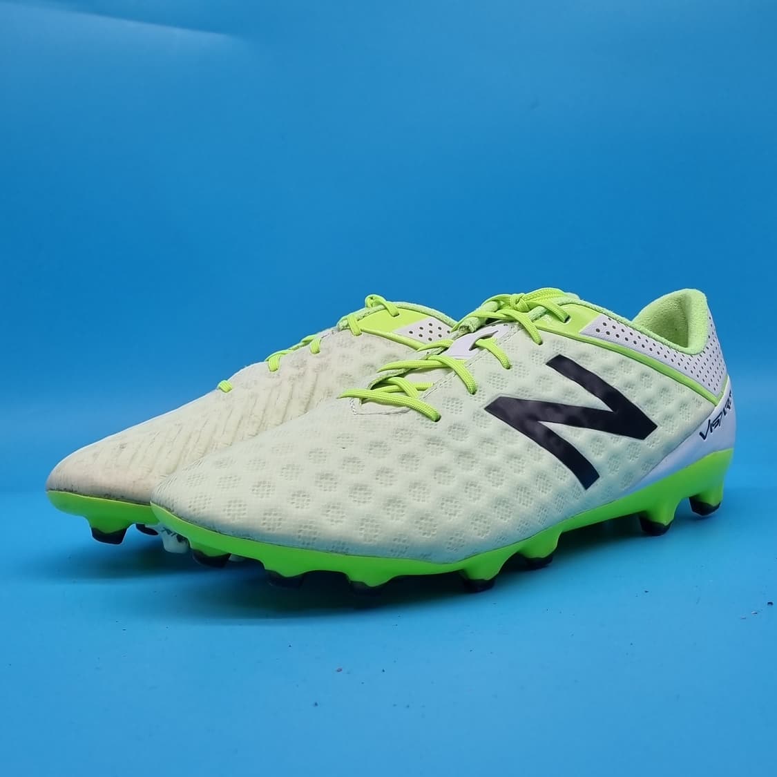 ooo 뉴발란스 비자로프로 축구화 270 상품이미지1