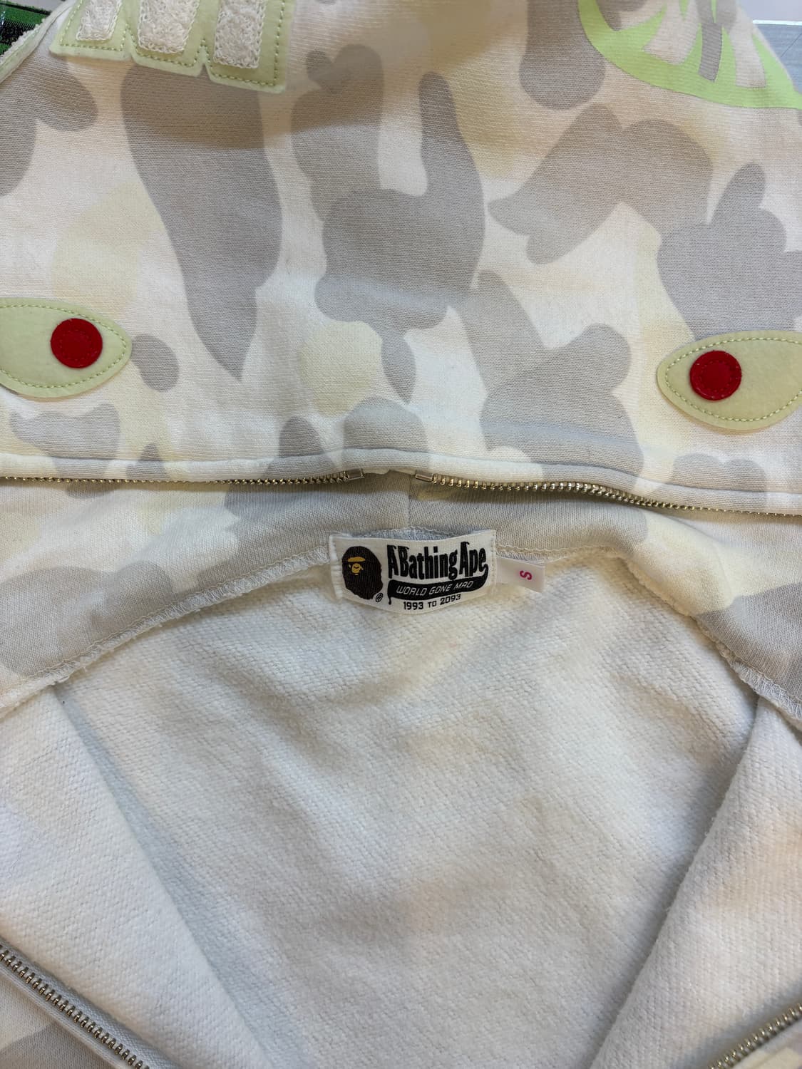 베이프 샤크 풀집 후드 집업 상품이미지4