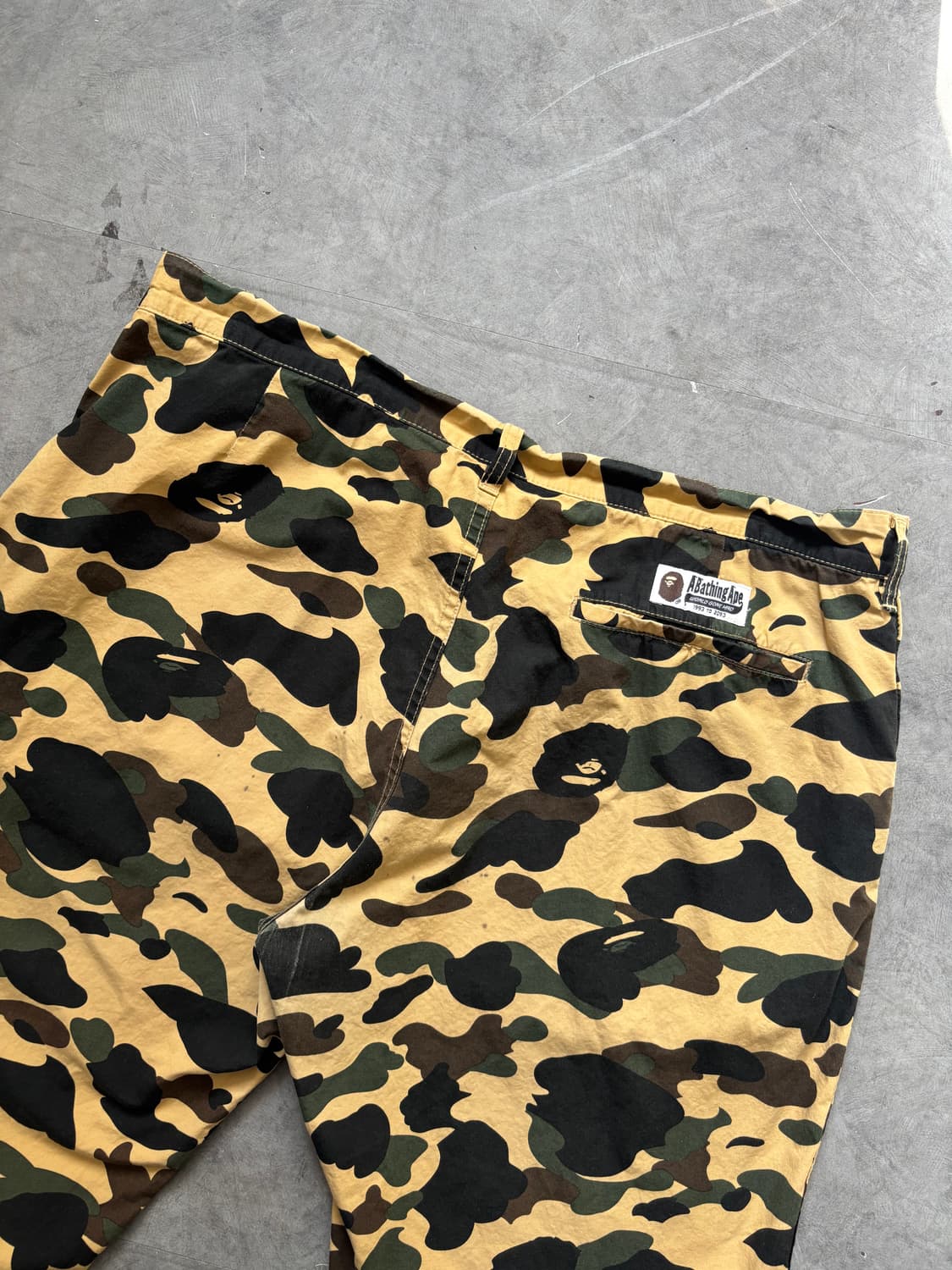 Bape 베이프 황계 카모 와이드 핏 조거 팬츠 상품이미지7