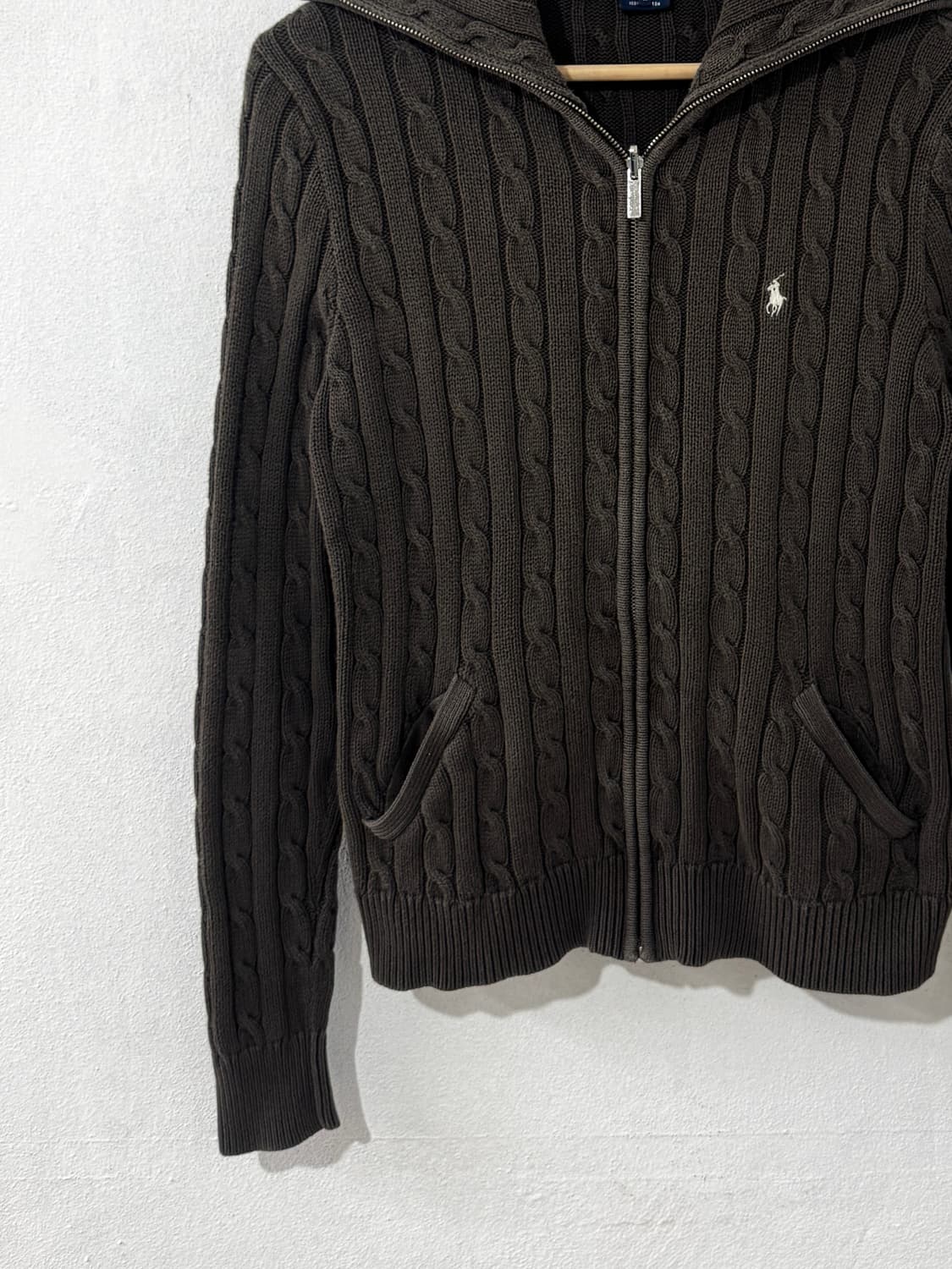 폴로 브라운 니트 세라 집업 상품이미지3